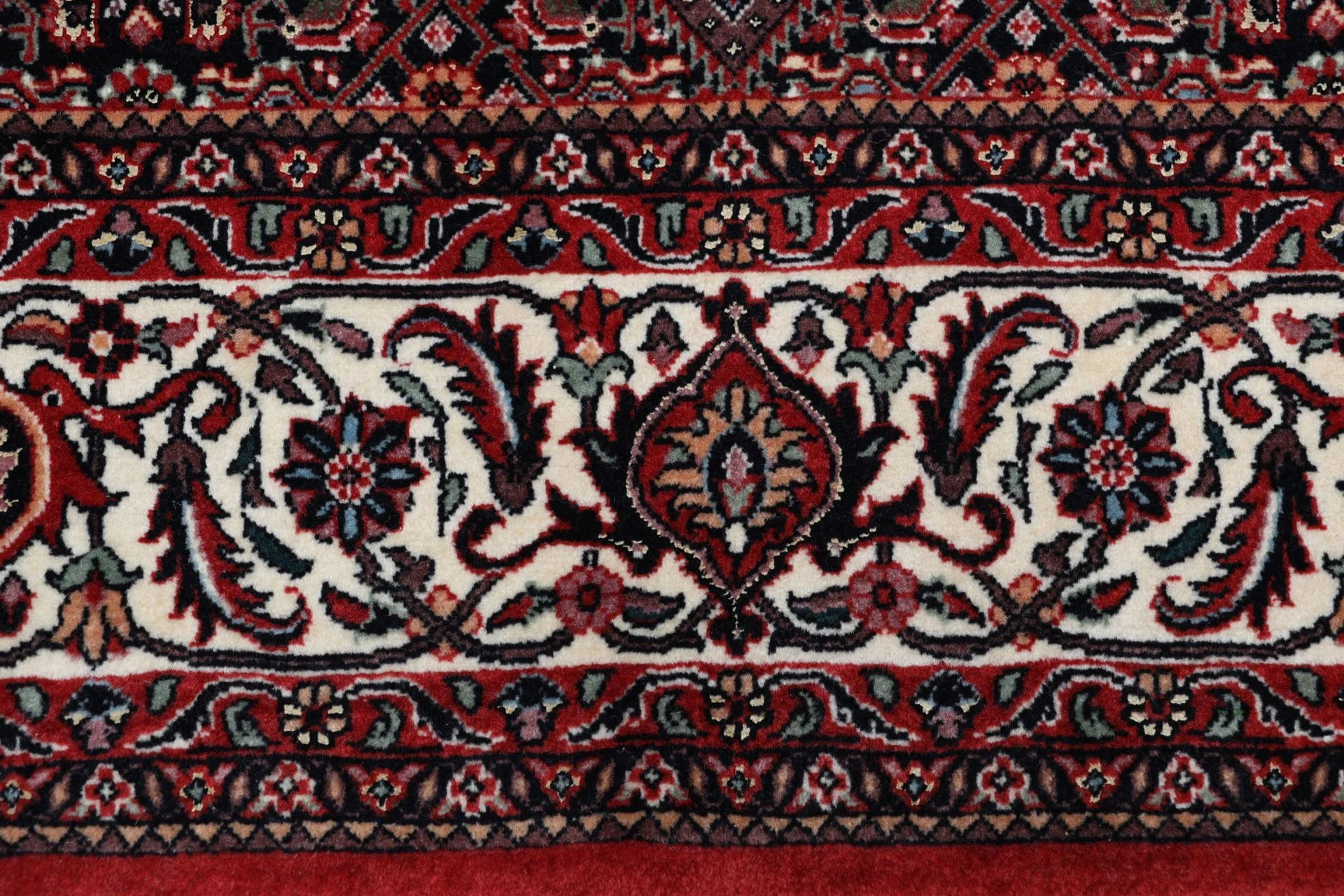 Hand-Knotted Bijar Persian Rug, 173 × 250 cm, Wool & Silk - Image 8