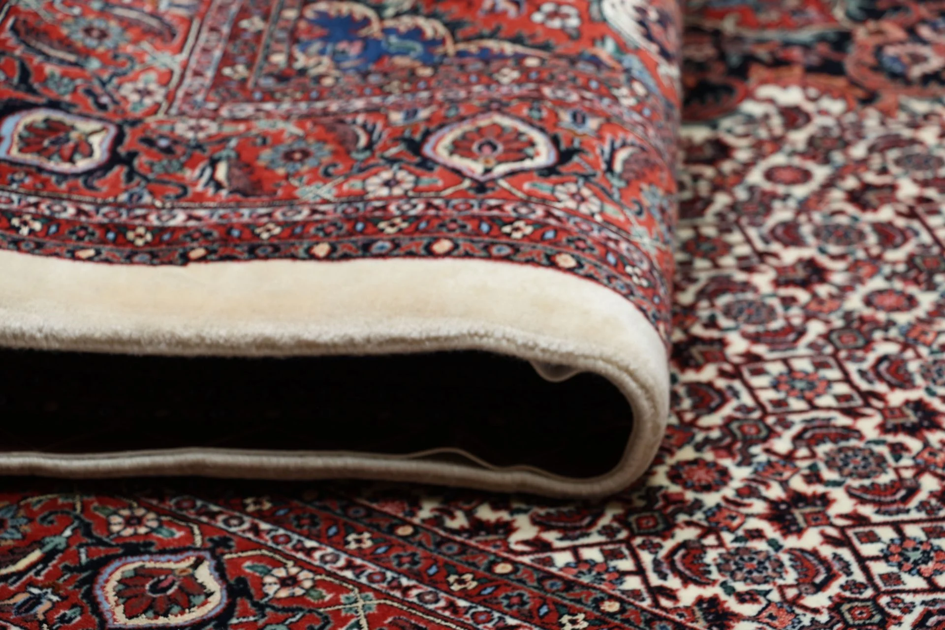 Wool & Silk Bijar Persian Rug 175 × 255 cm, hand-knotted - Image 9