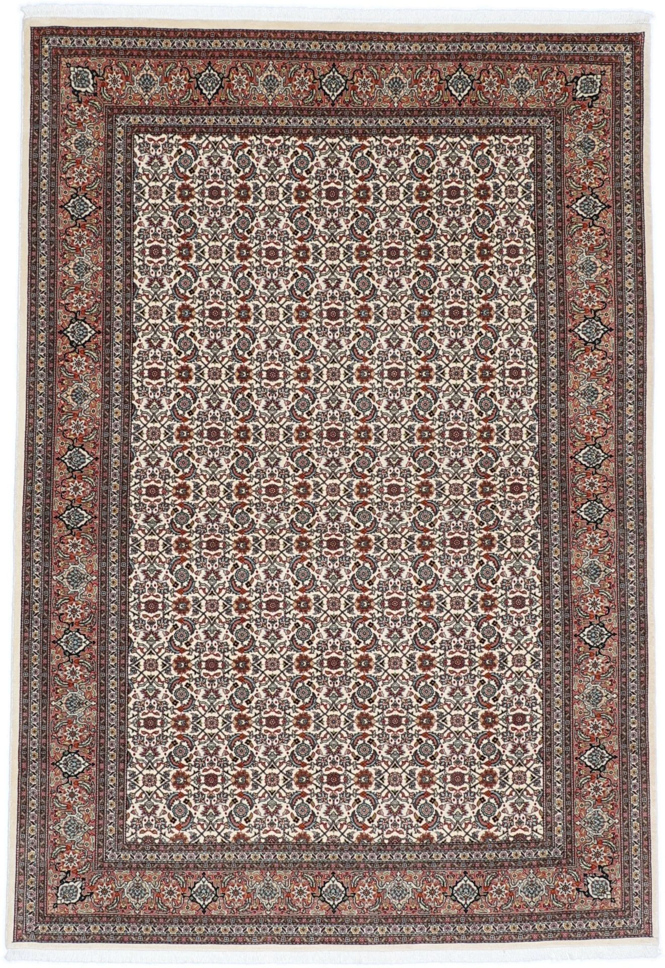 Tabriz Persian Rug 166 × 242 cm in Wool & Silk, hand-knotted