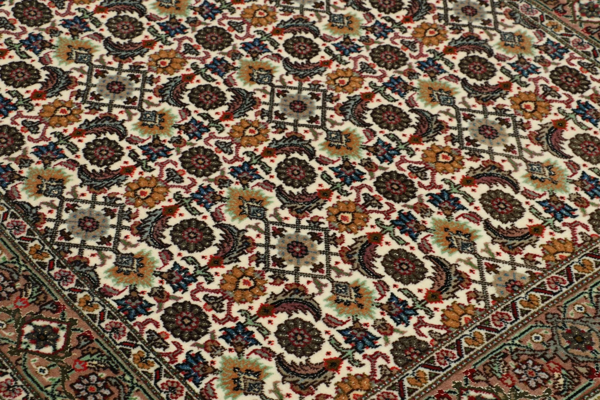 Wool Tabriz Persian Rug 78 × 200 cm, hand-knotted - Image 6