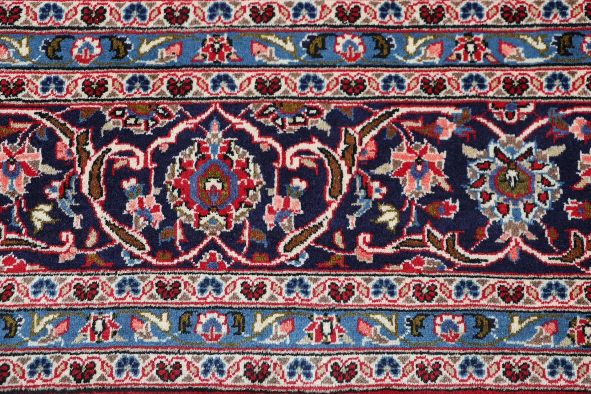 Wool Kashan Persian Rug 250 × 350 cm, hand-knotted - Image 8