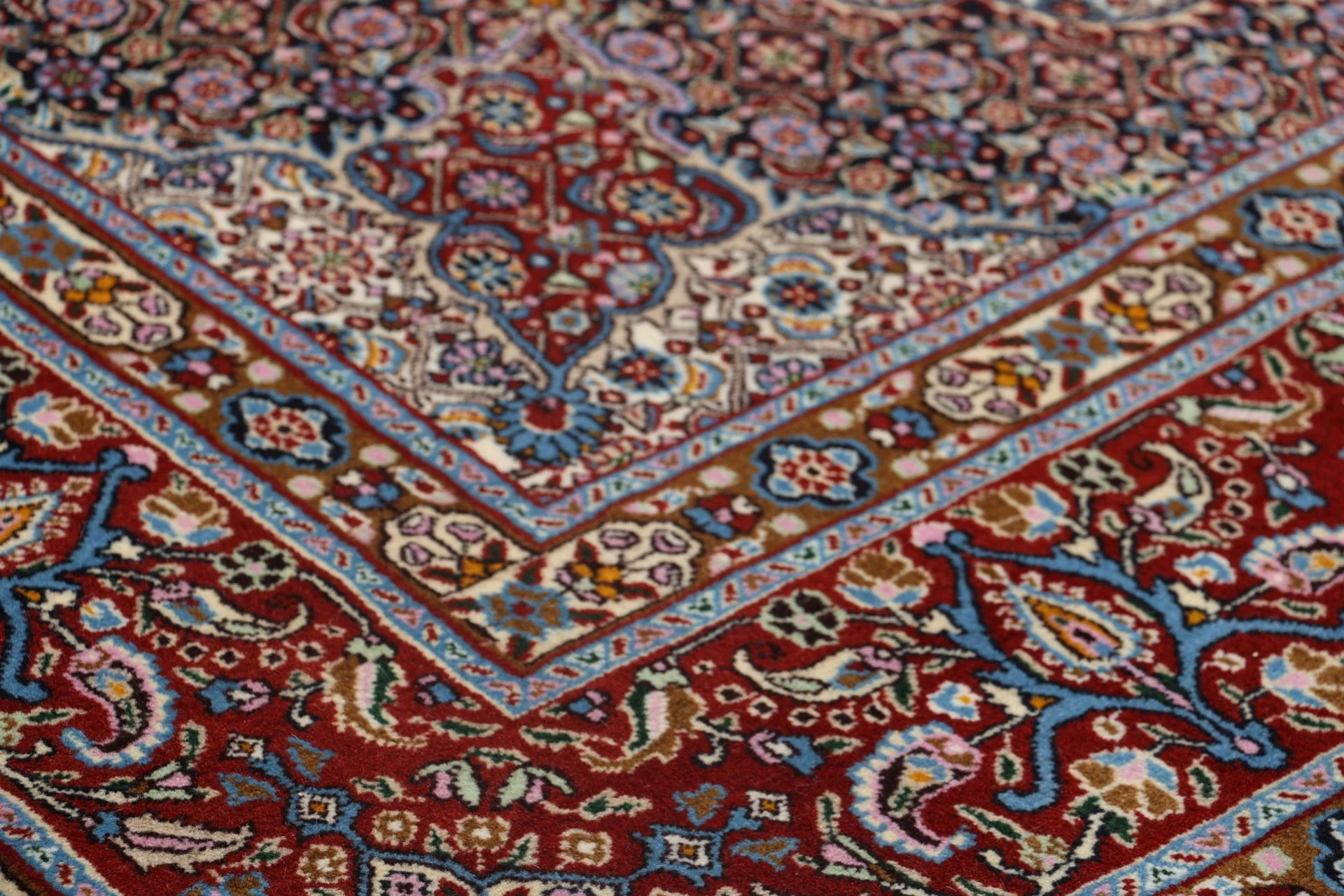 Moud Persian Rug 205 × 305 cm in Wool, hand-knotted - Image 5