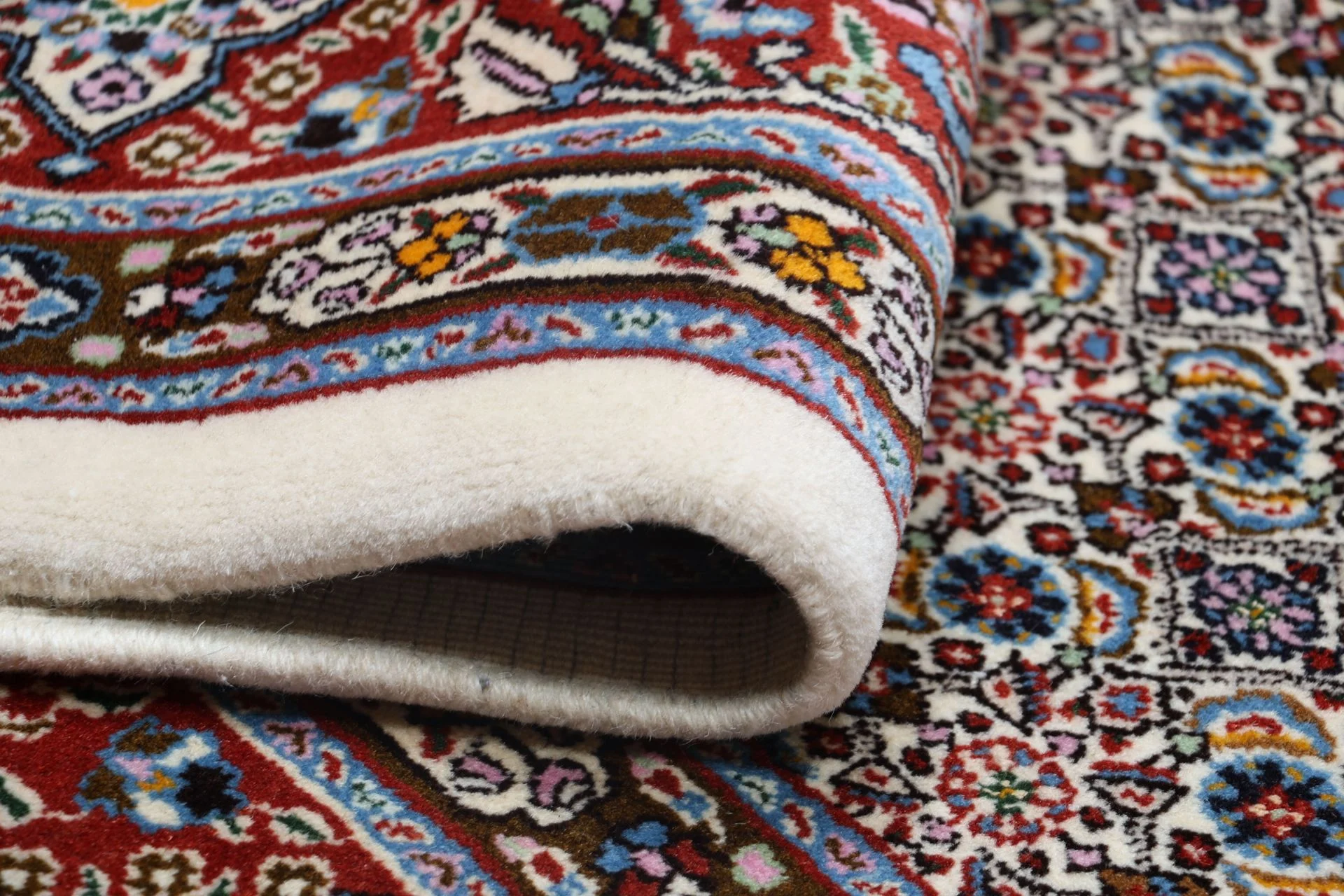 Moud Persian Rug 205 × 305 cm in Wool, hand-knotted - Image 10
