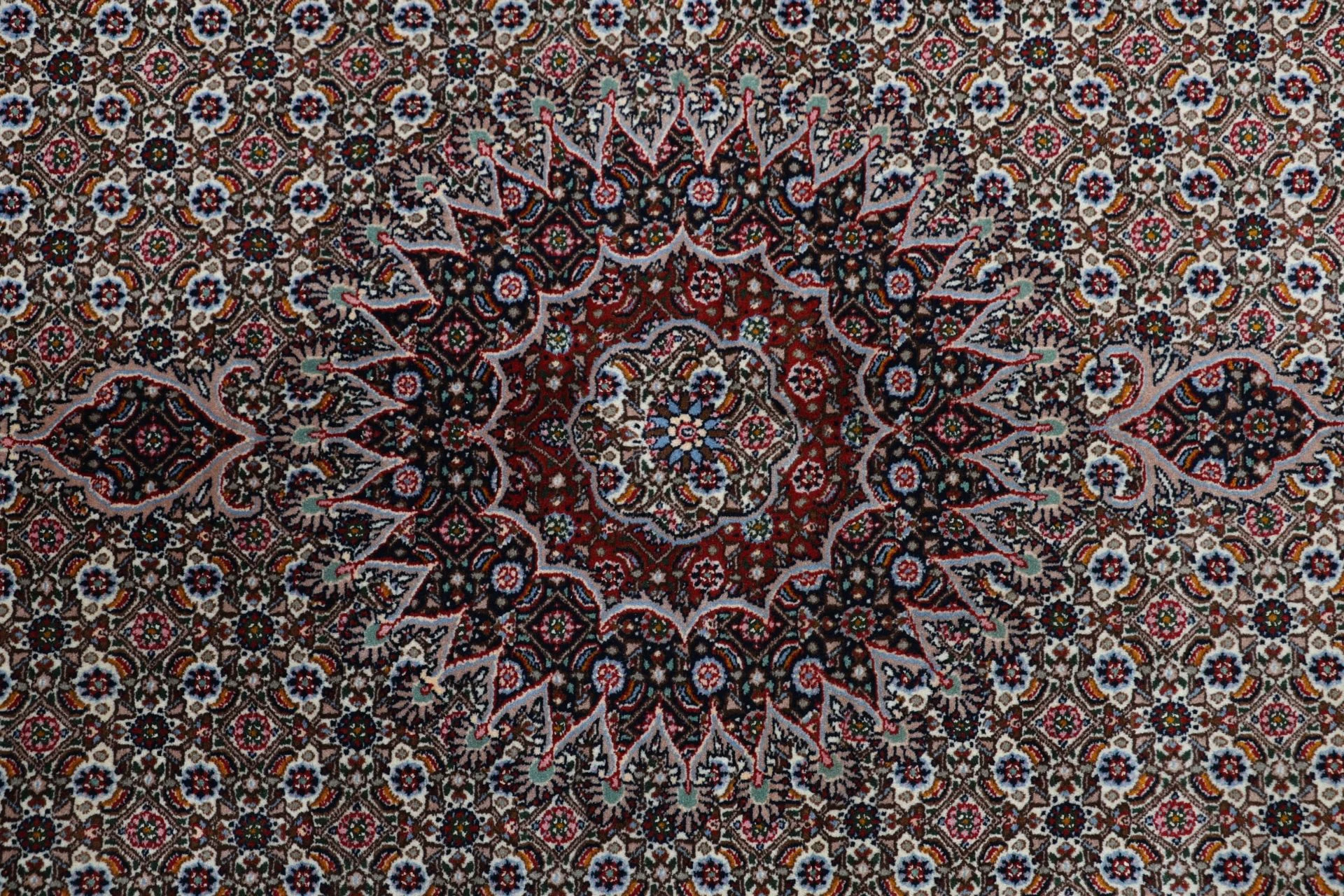 Wool & Silk Moud Persian Rug 170 × 240 cm, hand-knotted - Image 9