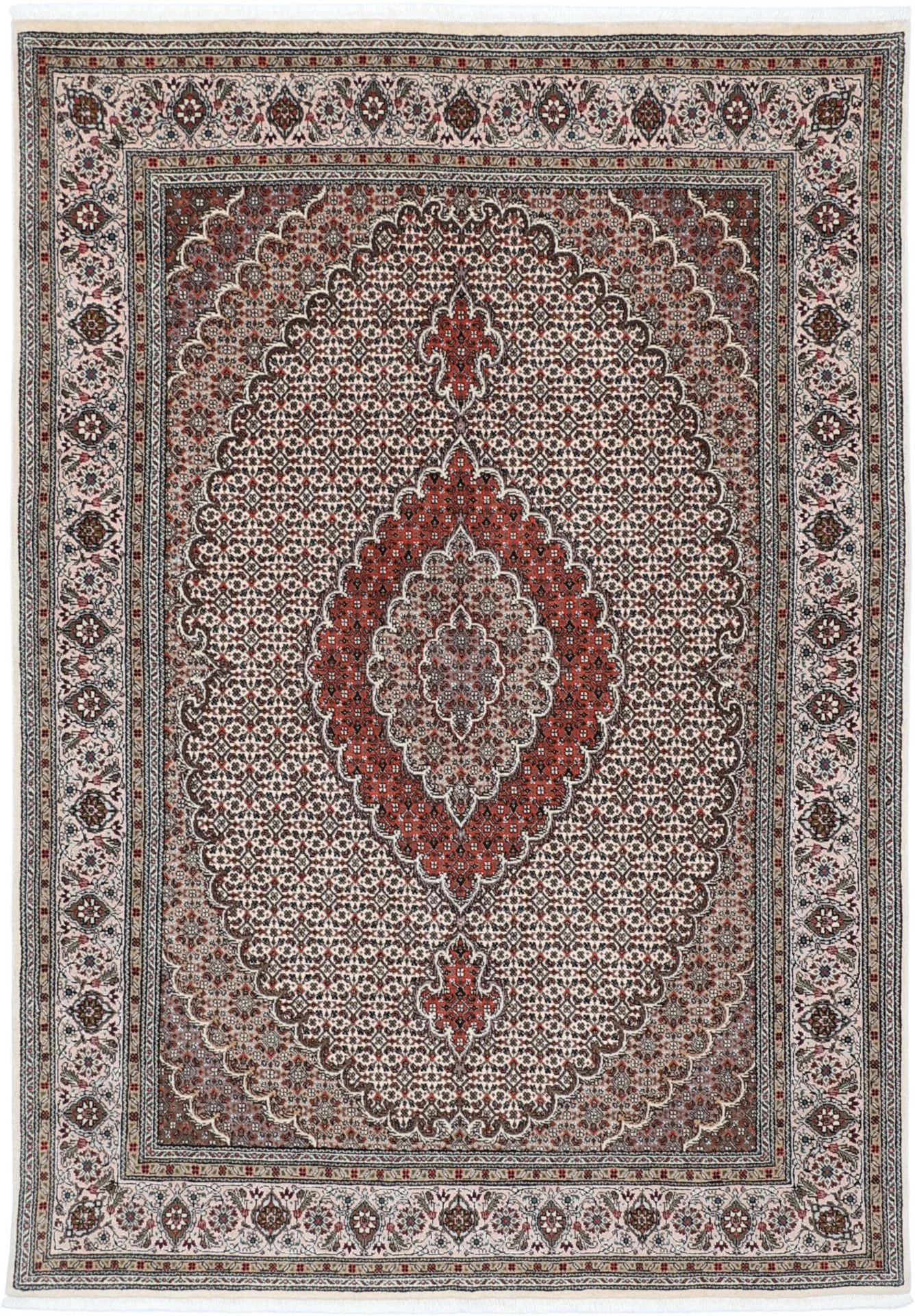 Wool & Silk Tabriz Persian Rug 170 × 242 cm, hand-knotted