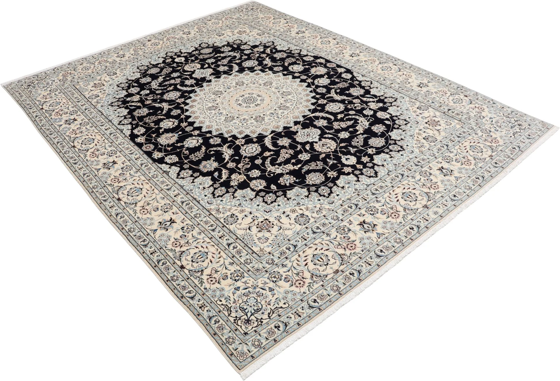 Hand-Knotted Nain Persian Rug, 205 × 260 cm, Wool & Silk - Image 4
