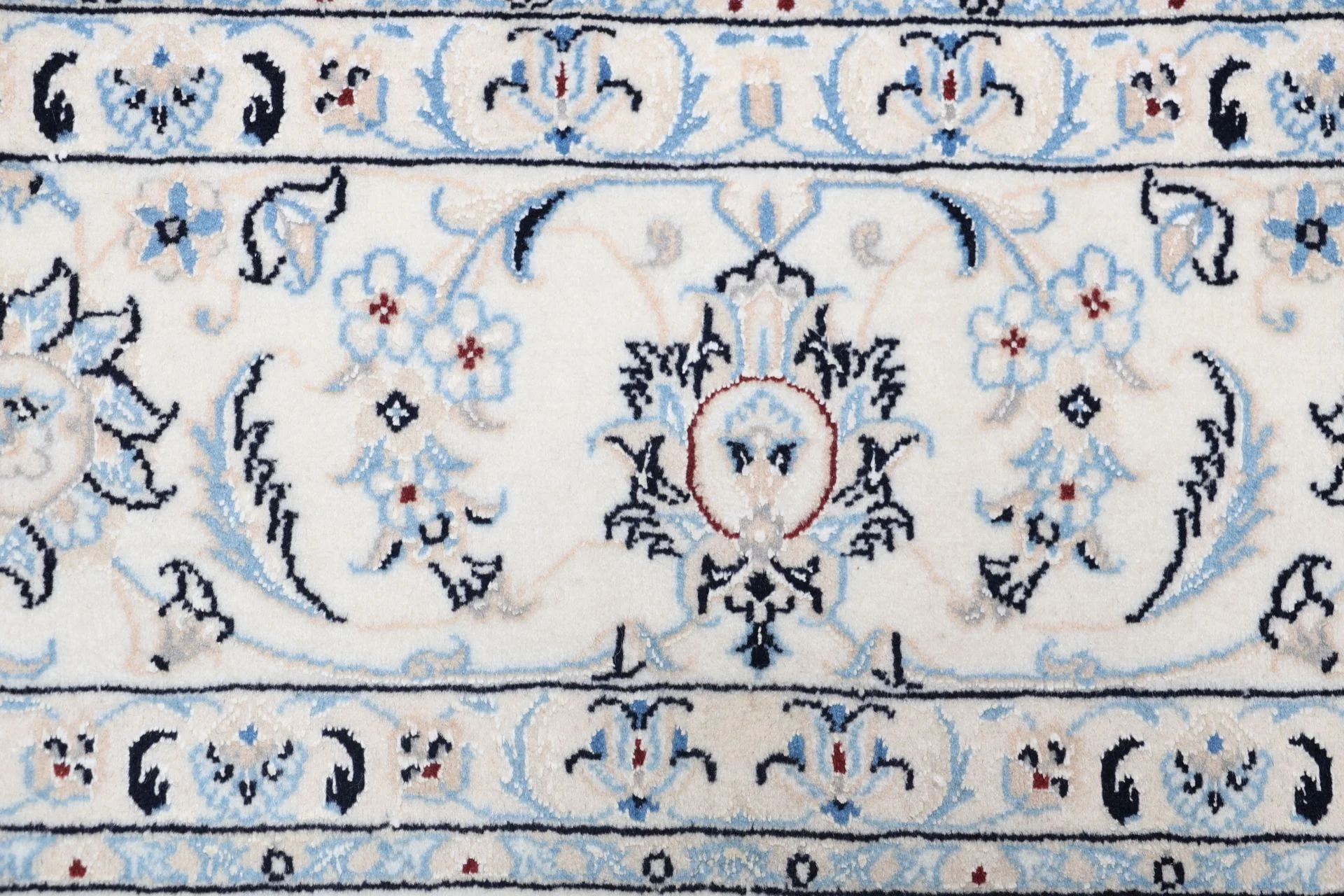 Hand-Knotted Nain Persian Rug, 200 × 290 cm, Wool & Silk - Image 8