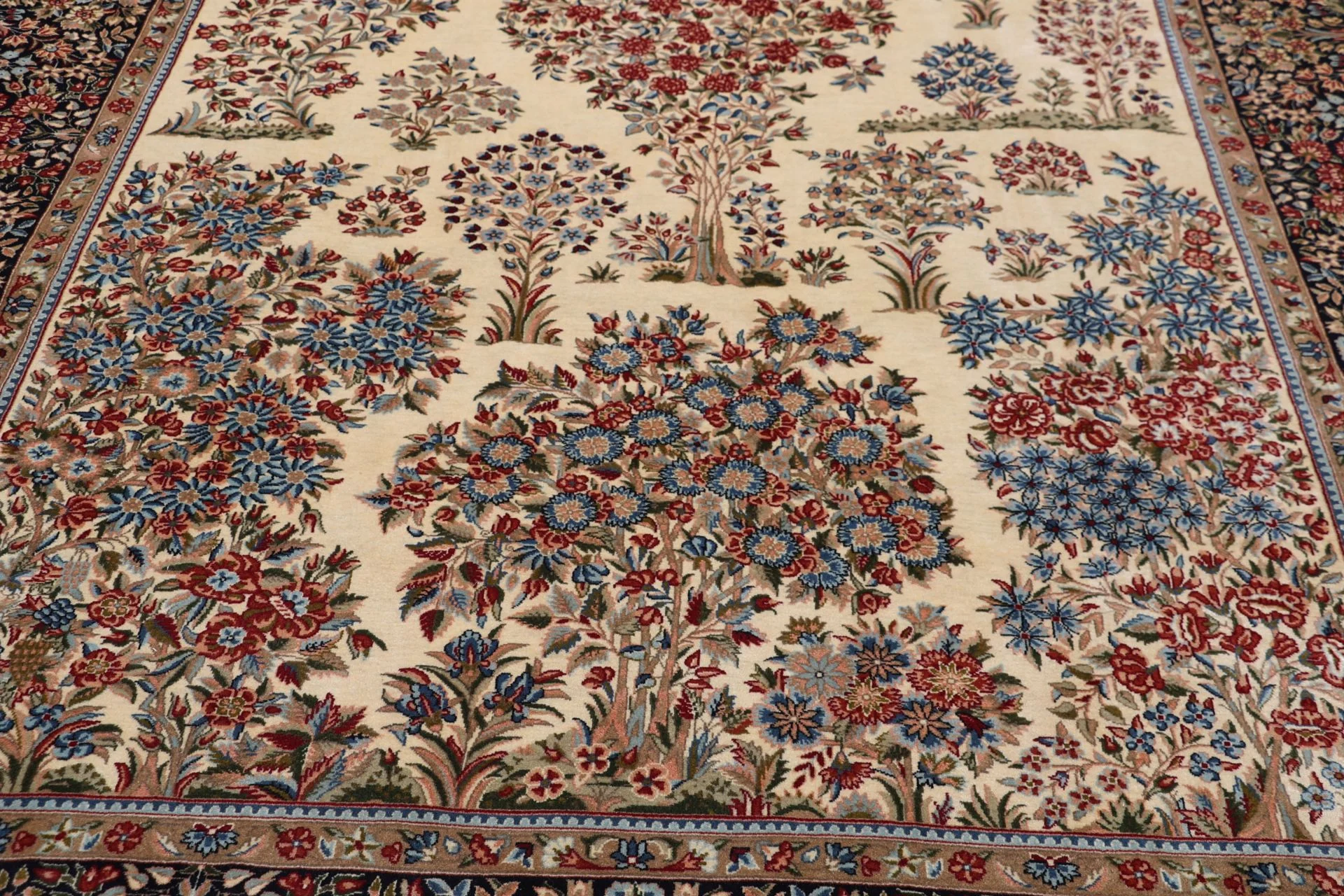 Hand-Knotted Kerman Persian Rug, 218 × 303 cm, Wool - Image 12