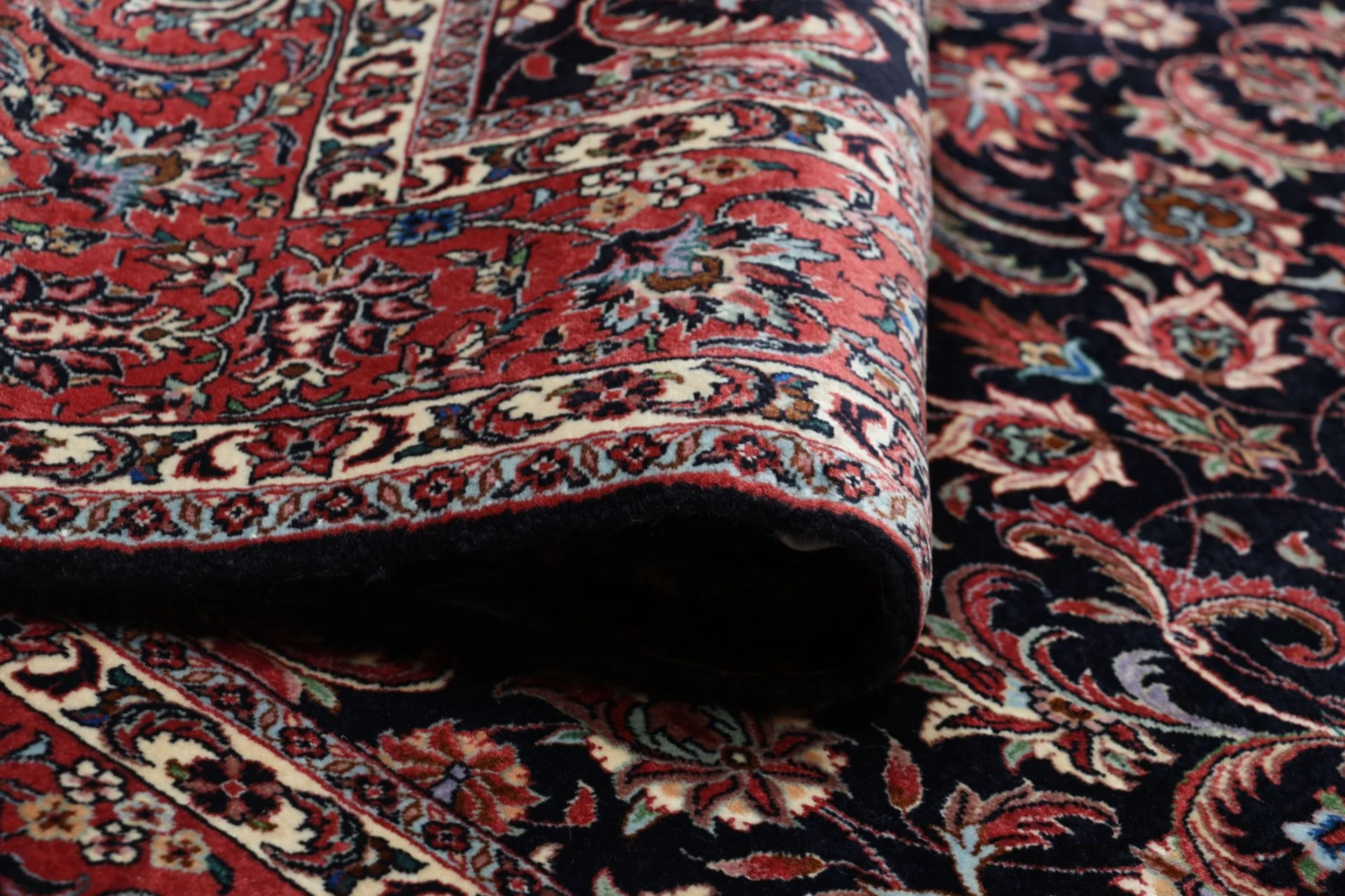 Hand-Knotted Bijar Persian Rug, 200 × 300 cm, Wool - Image 10