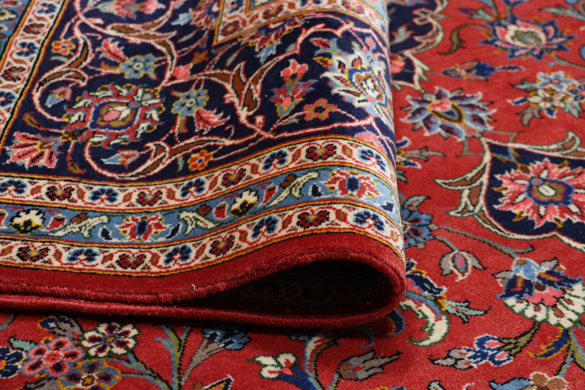 Wool Kashan Persian Rug 250 × 350 cm, hand-knotted - Image 10