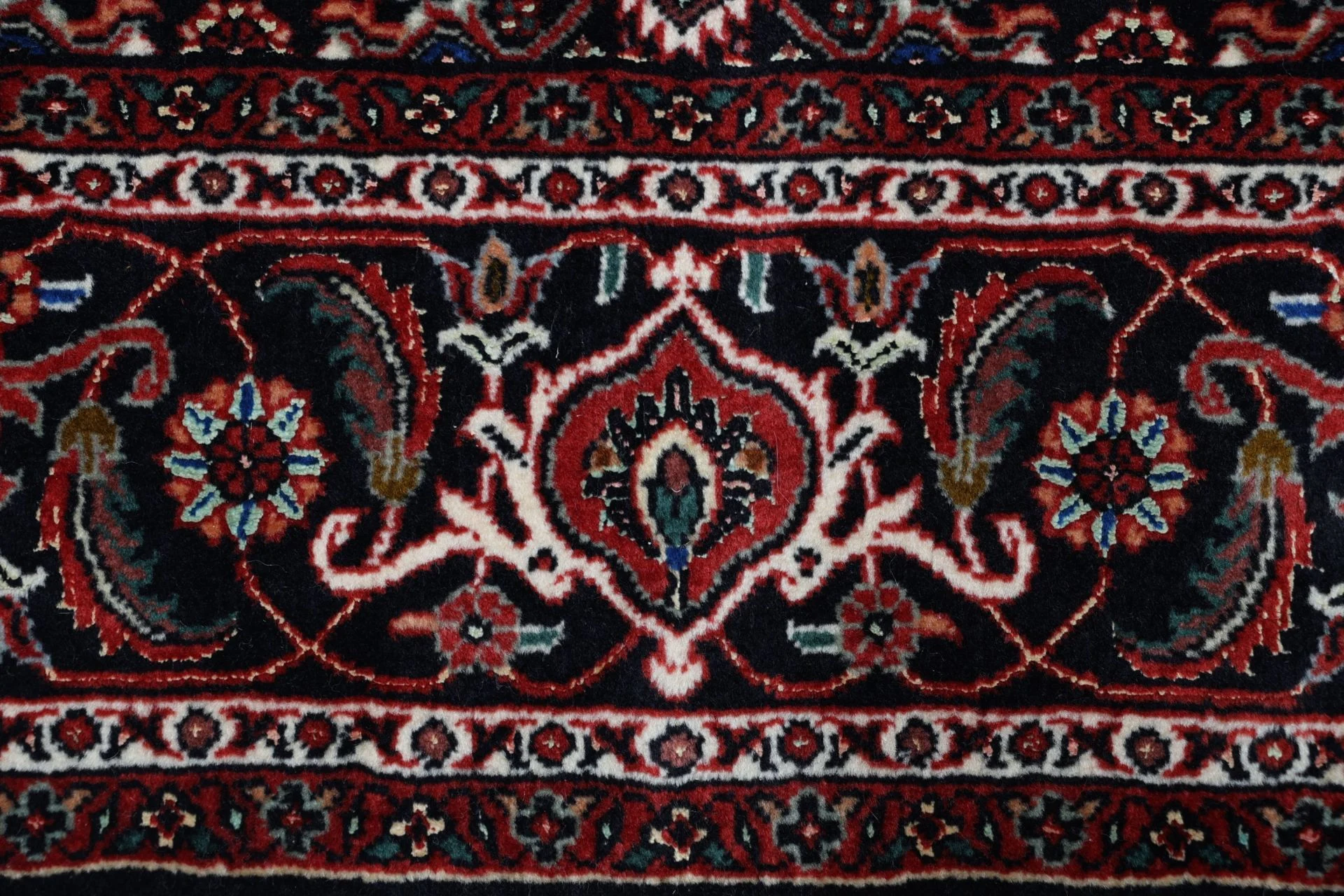 Wool & Silk Bijar Persian Rug 170 × 253 cm, hand-knotted - Image 11