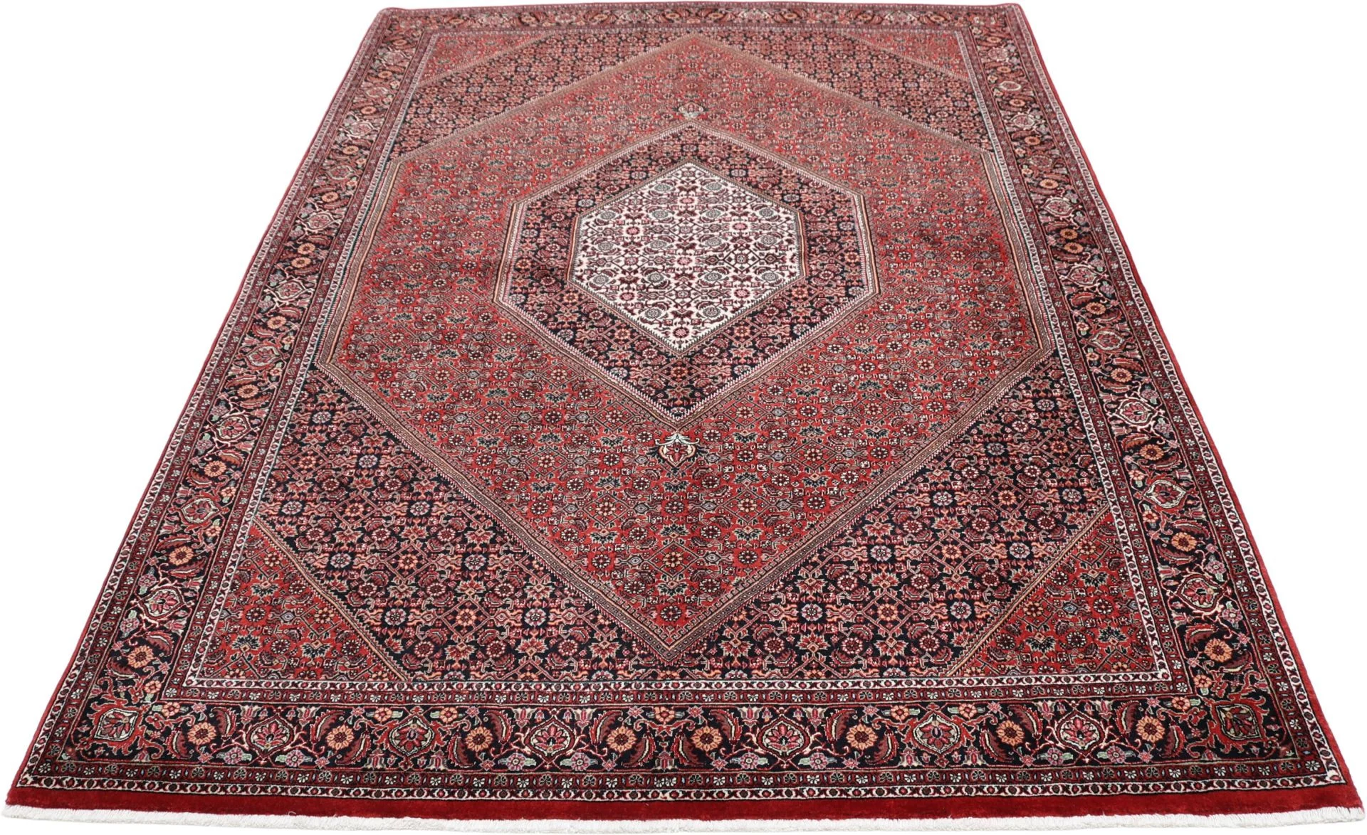 Alternative view of Bijar Persian Rug 170 × 240 cm in Wool & Silk, hand-knotted