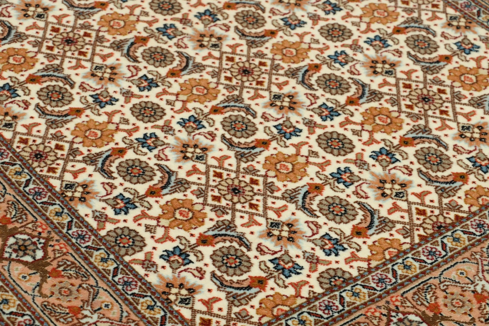 Wool Tabriz Persian Rug 80 × 199 cm, hand-knotted - Image 6