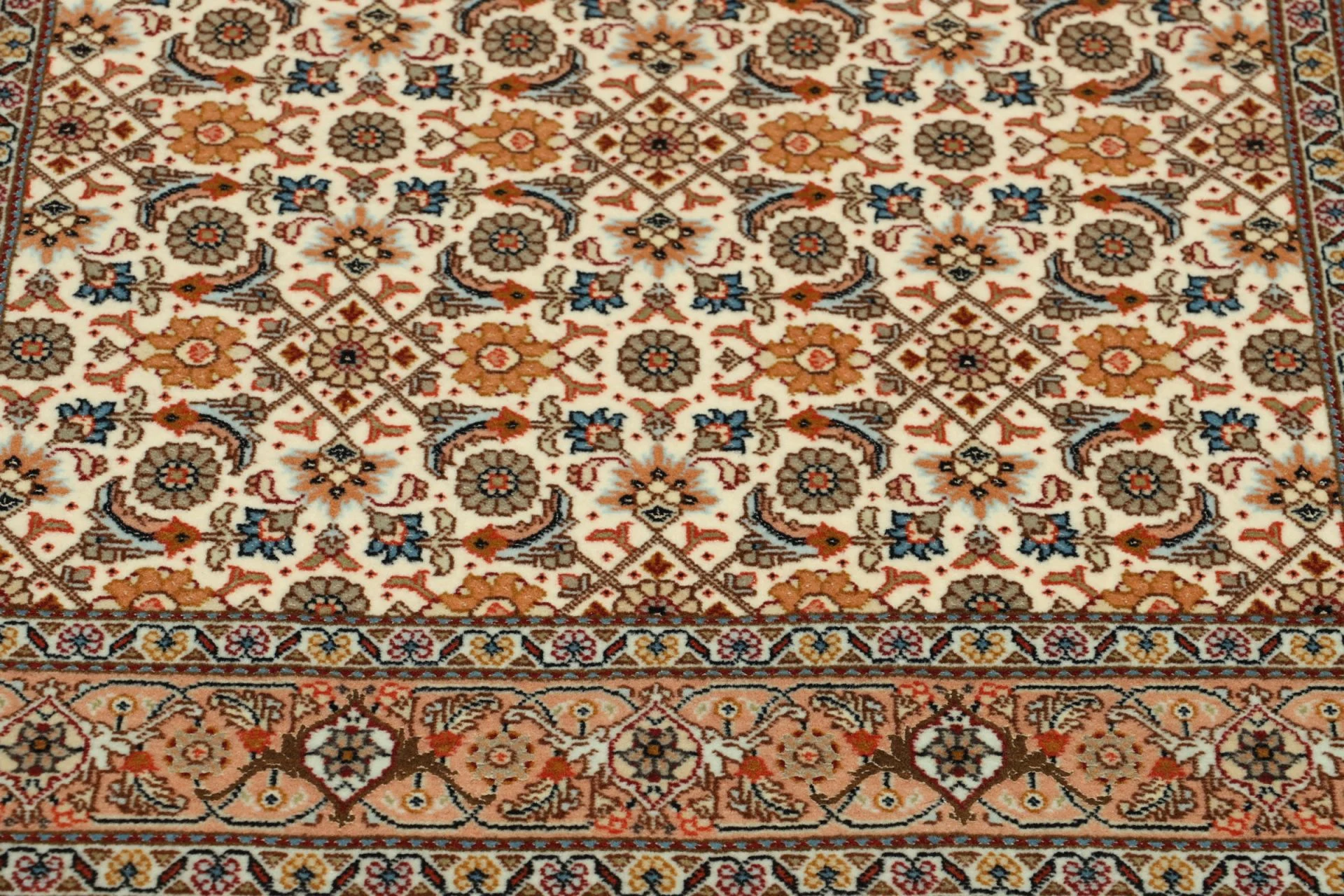 Wool Tabriz Persian Rug 80 × 199 cm, hand-knotted - Image 8