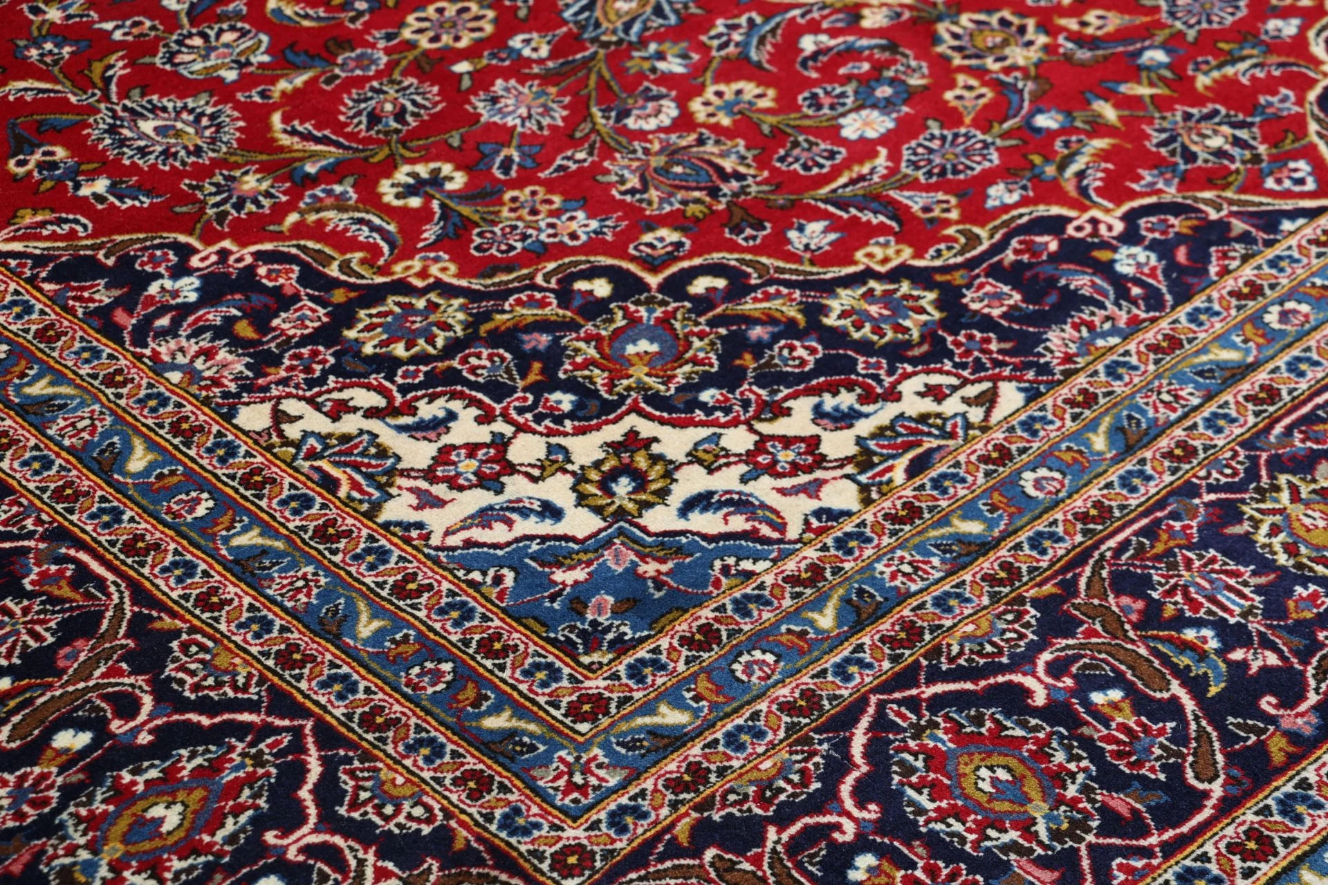 Wool Kashan Persian Rug 250 × 343 cm, hand-knotted - Image 5