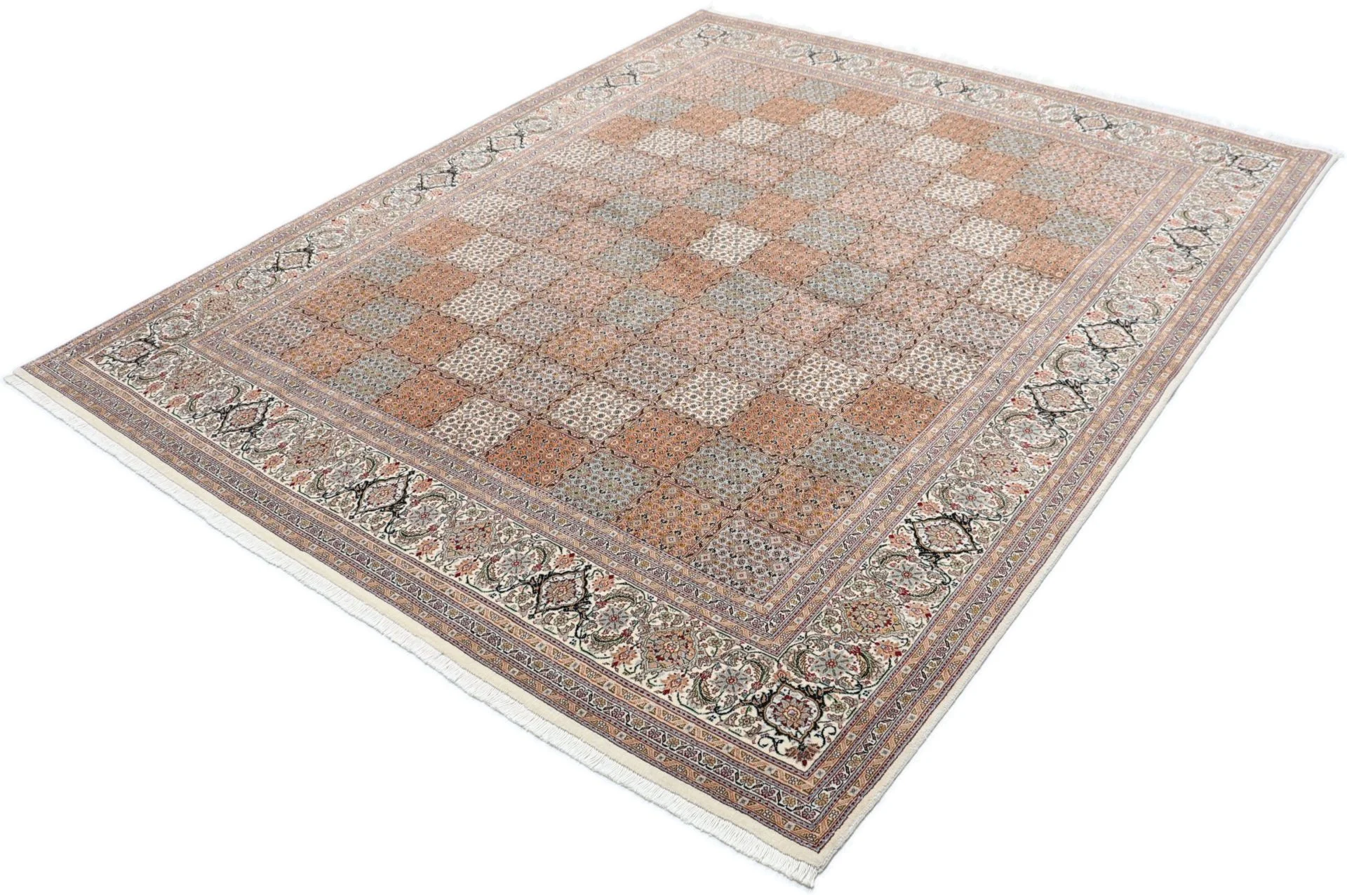 Tabriz Persian Rug 205 × 250 cm in Wool & Silk, hand-knotted - Image 3