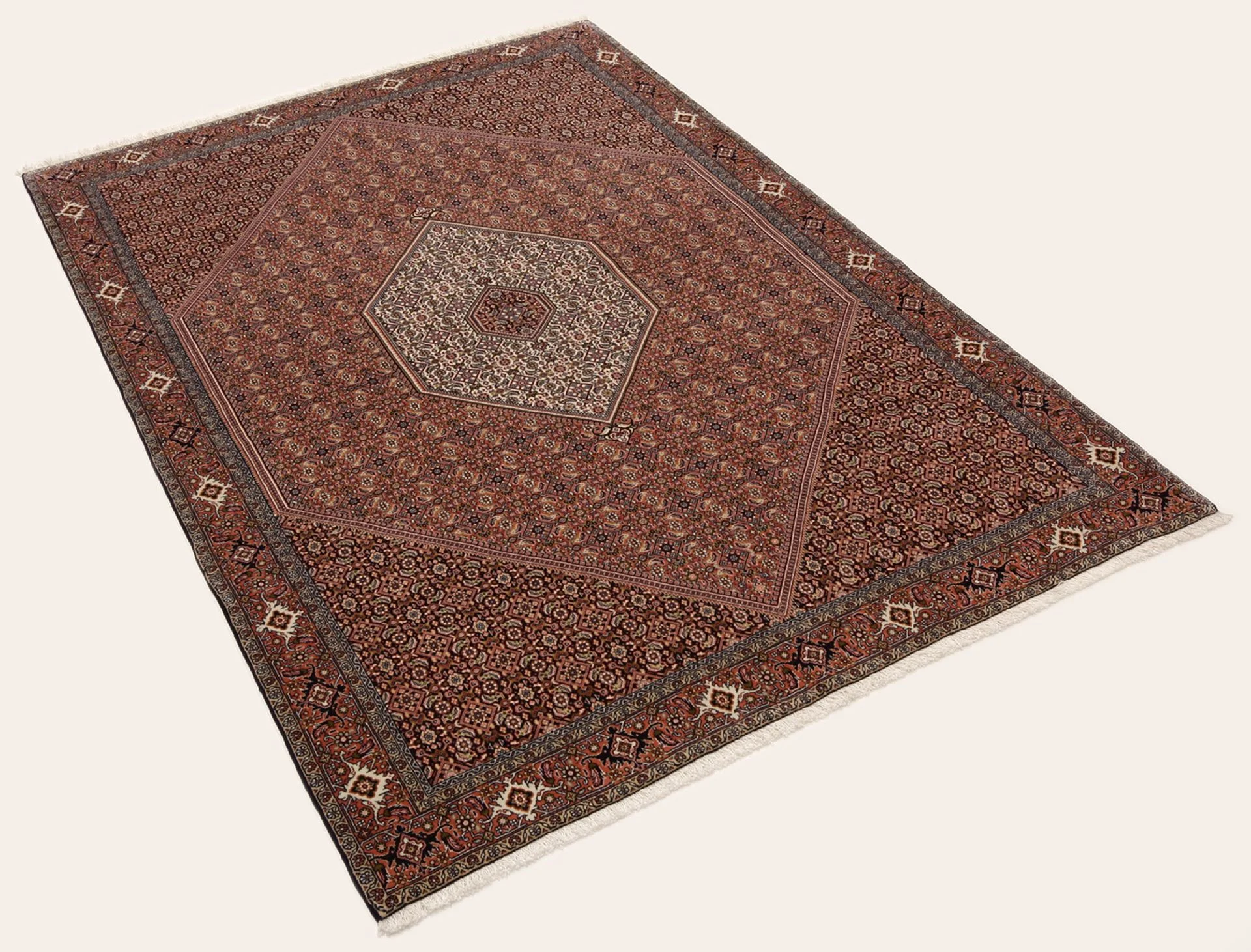 Alternative view of Bijar Persian Rug 137 × 202 cm in Wool, hand-knotted