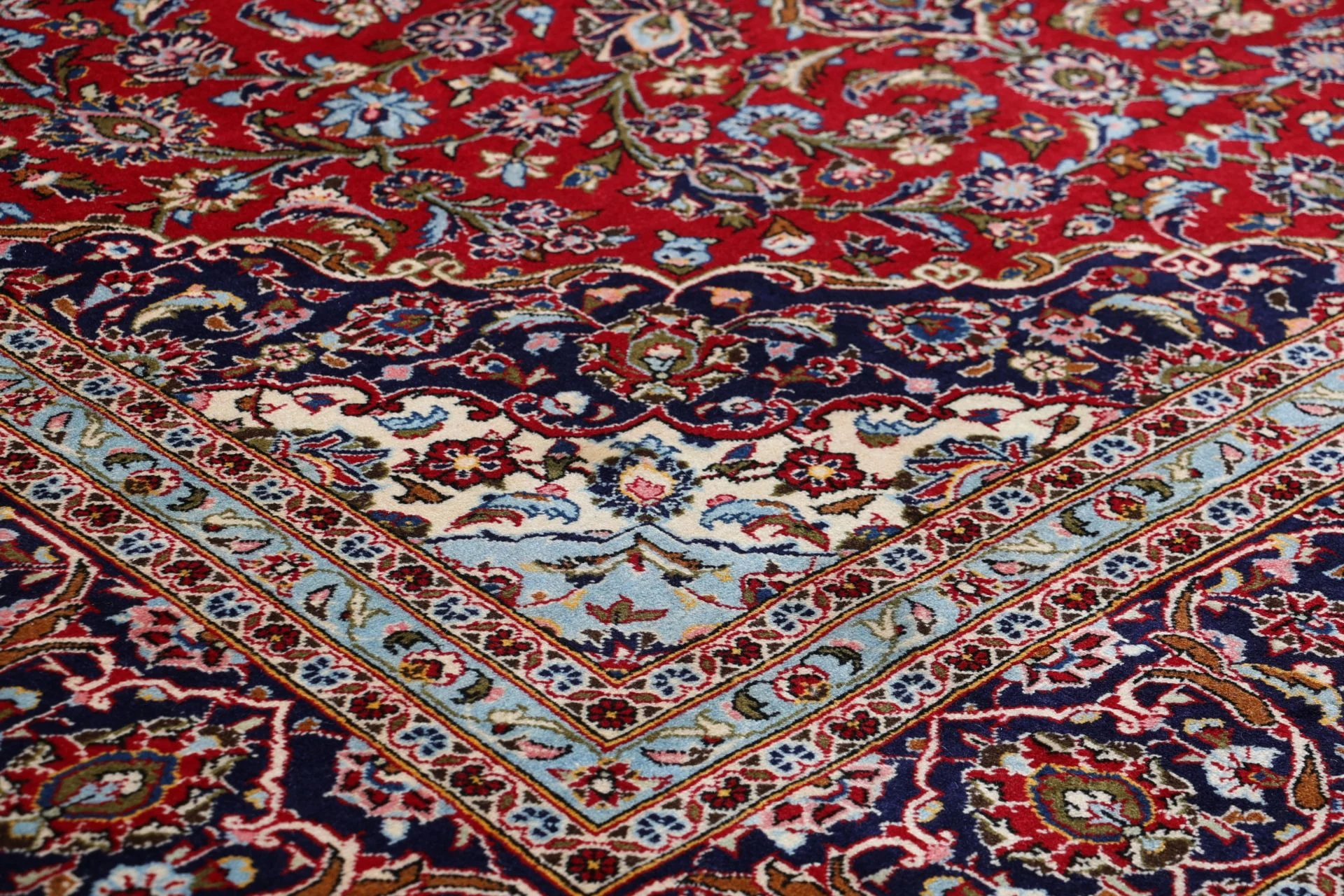 Wool Kashan Persian Rug 245 × 345 cm, hand-knotted - Image 5