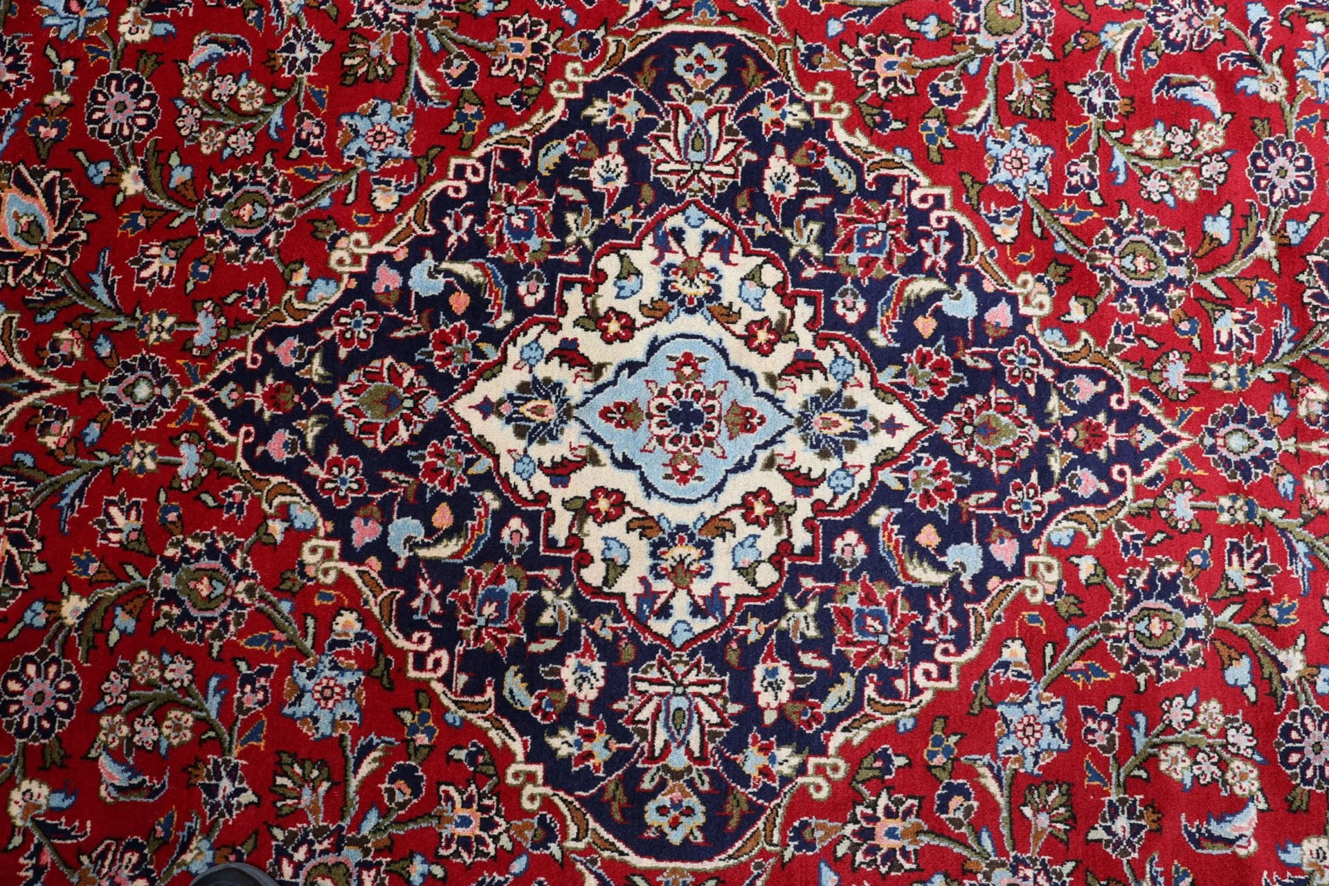 Wool Kashan Persian Rug 245 × 345 cm, hand-knotted - Image 9