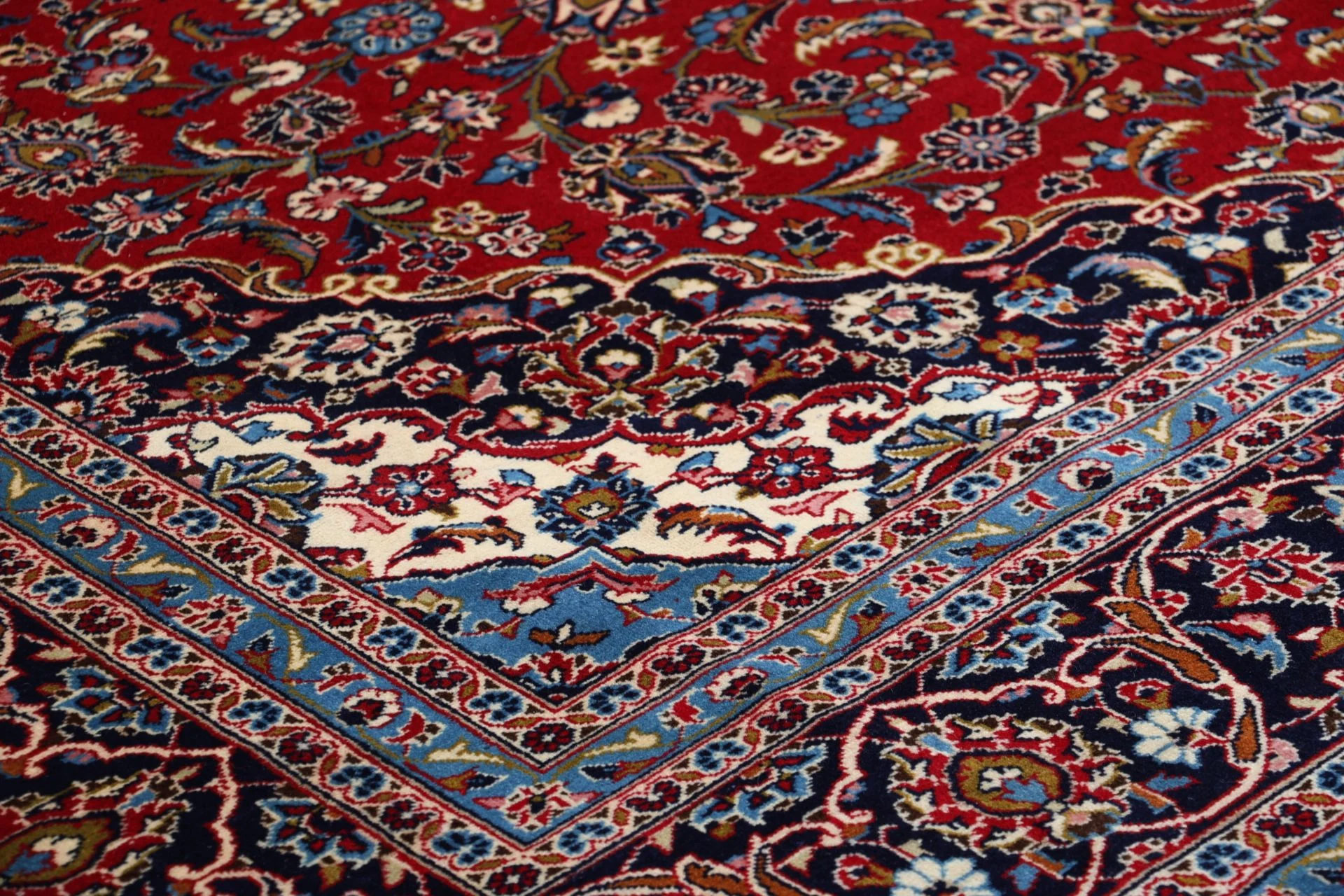 Wool Kashan Persian Rug 242 × 345 cm, hand-knotted - Image 5