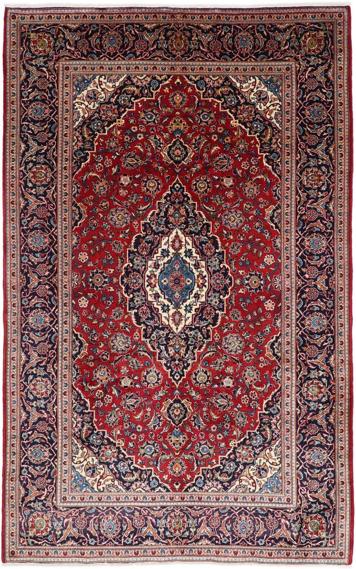 Wool Kashan Persian Rug 202 × 320 cm, hand-knotted