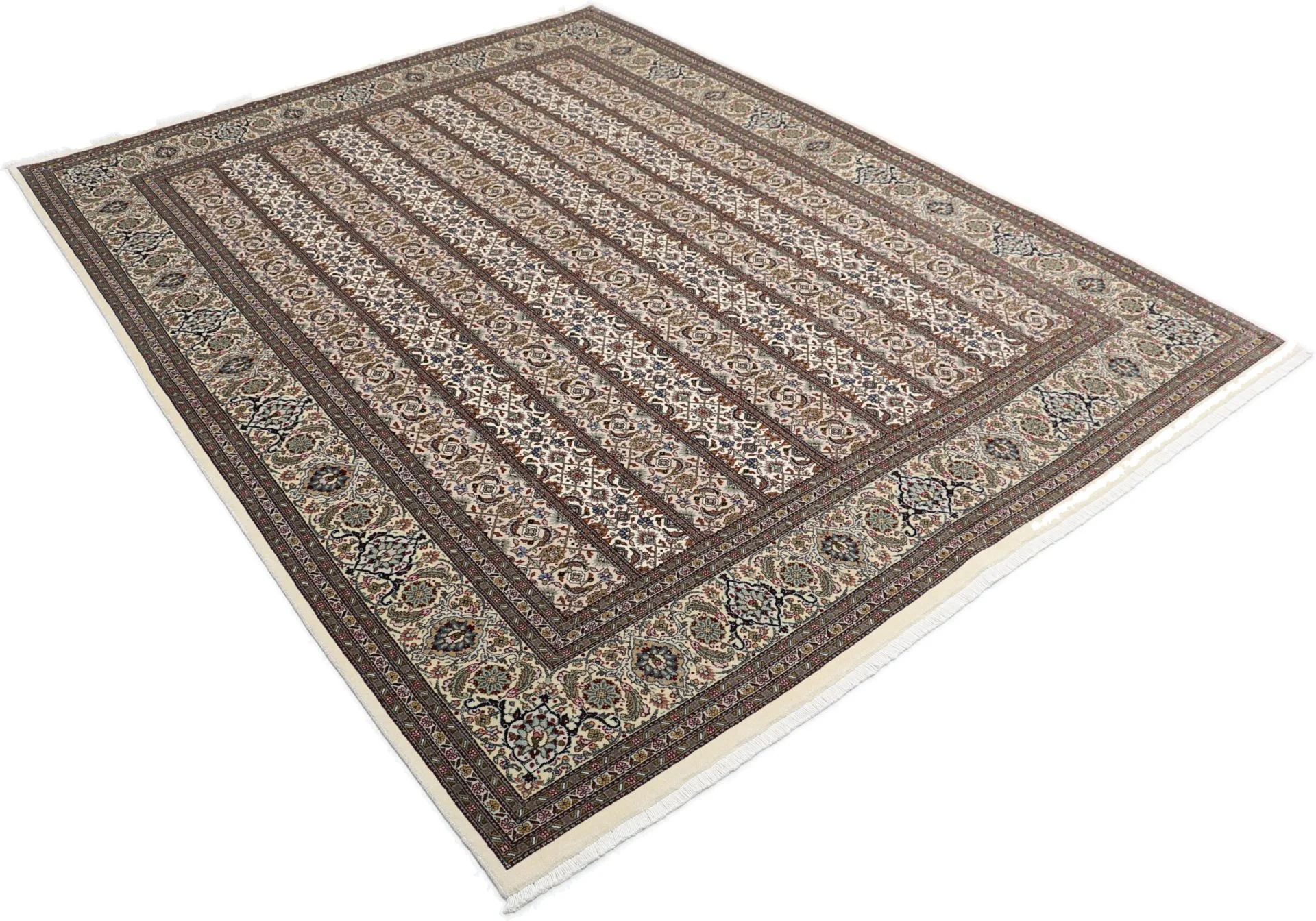 Wool & Silk Tabriz Persian Rug 193 × 253 cm, hand-knotted - Image 4