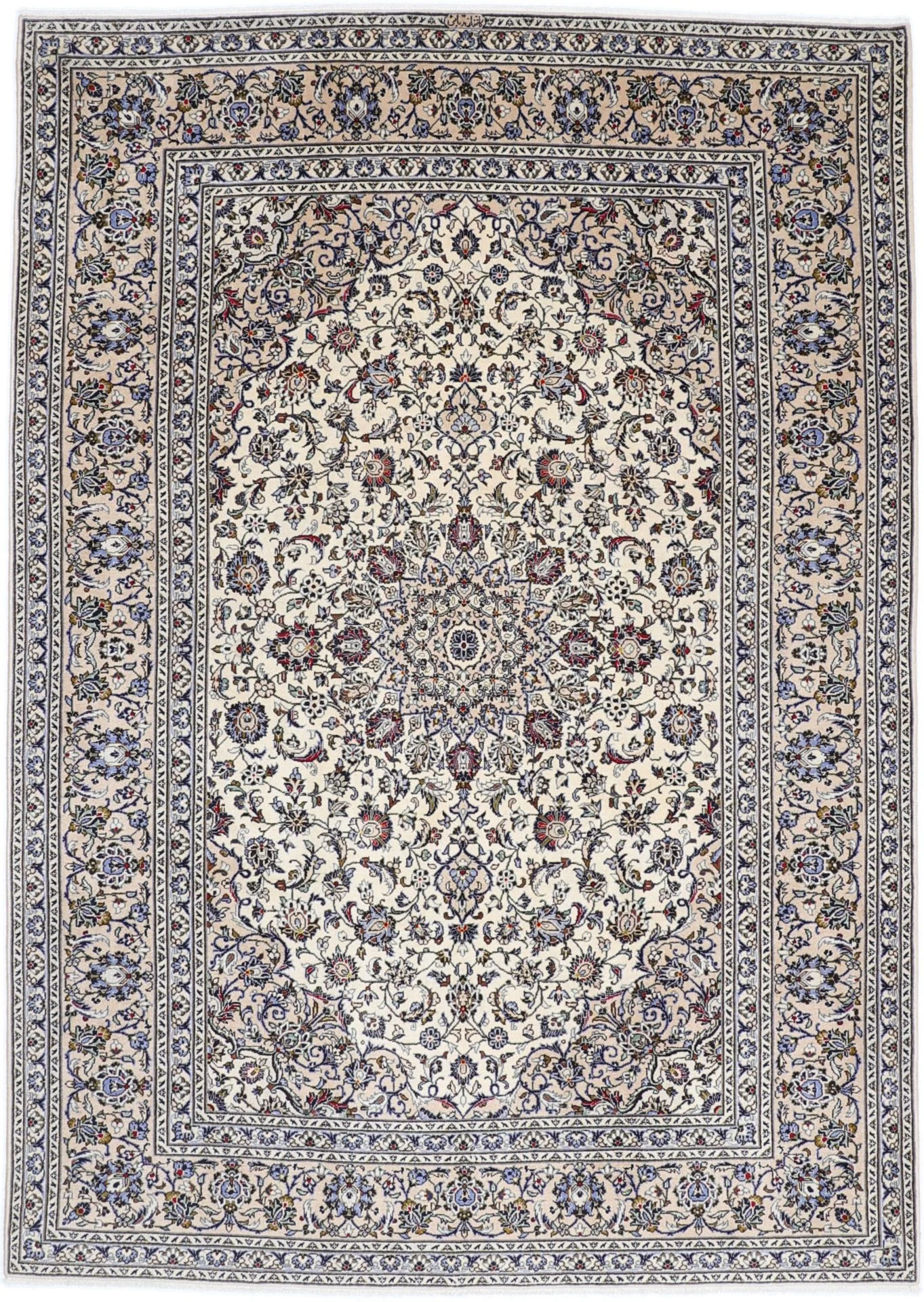 Kashan Persian Rug 236 × 335 cm in Wool, hand-knotted
