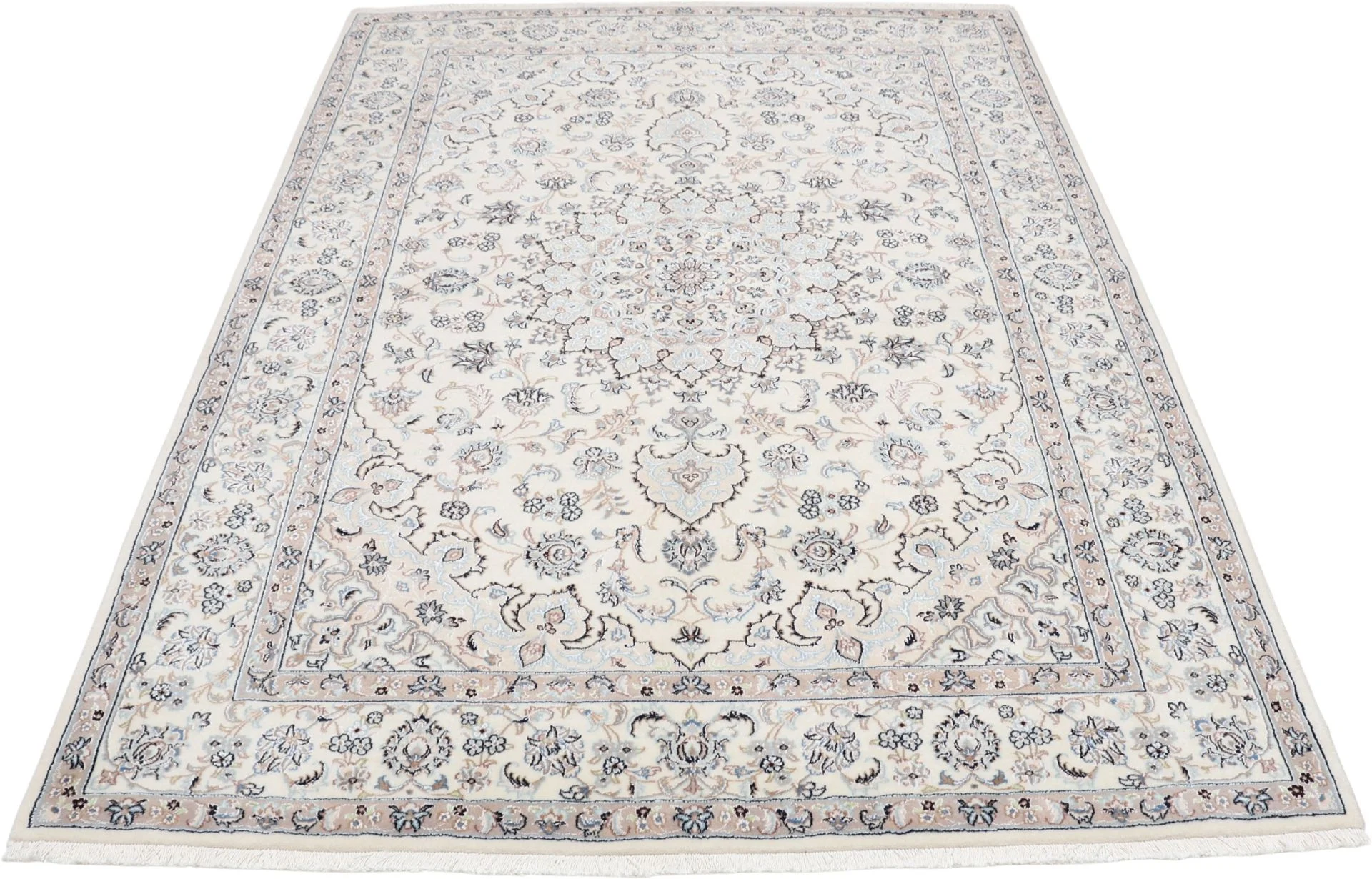 Alternative view of Nain Persian Rug 174 × 247 cm in Wool & Silk, hand-knotted