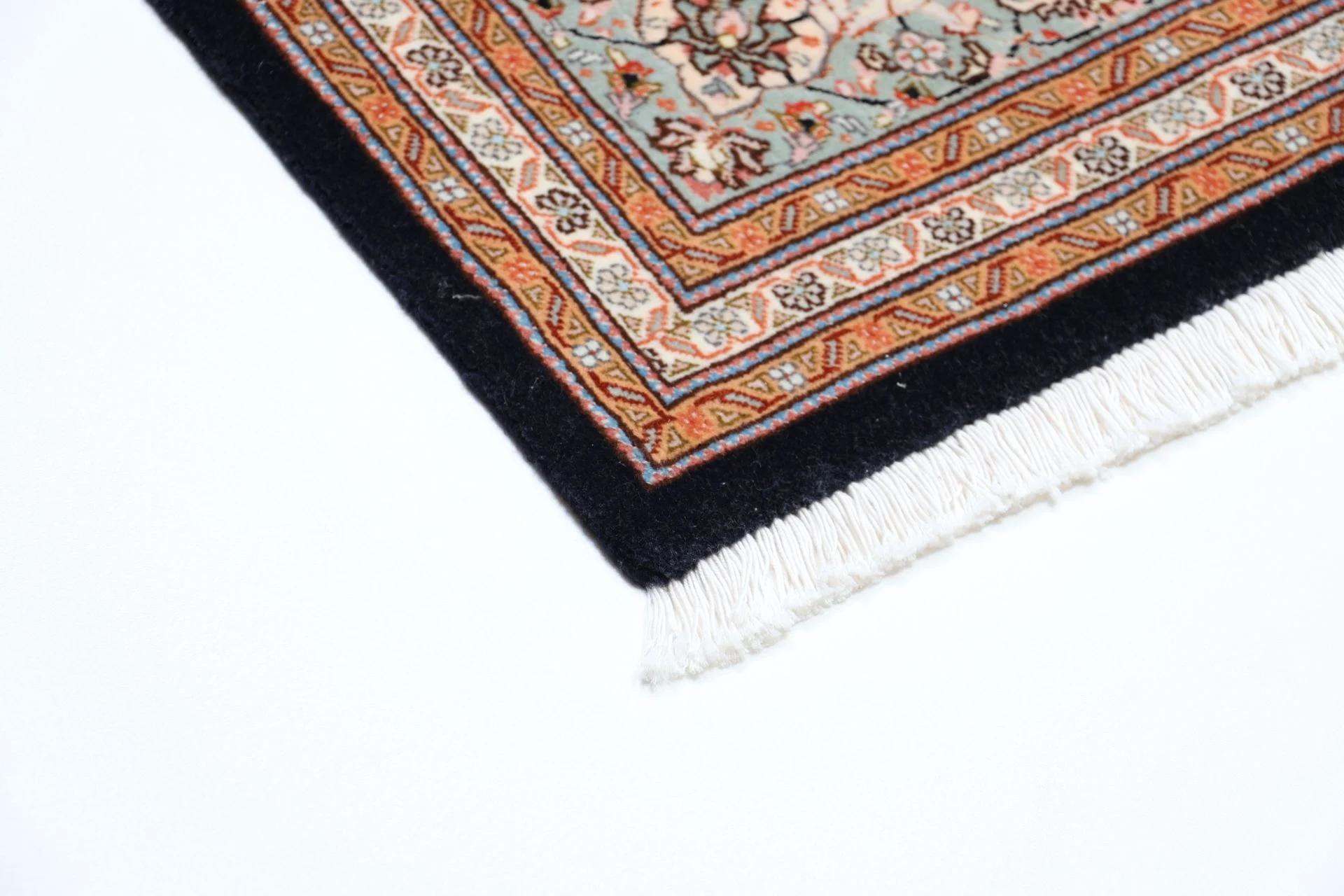 Hand-Knotted Tabriz Persian Rug, 170 × 240 cm, Wool & Silk - Image 6