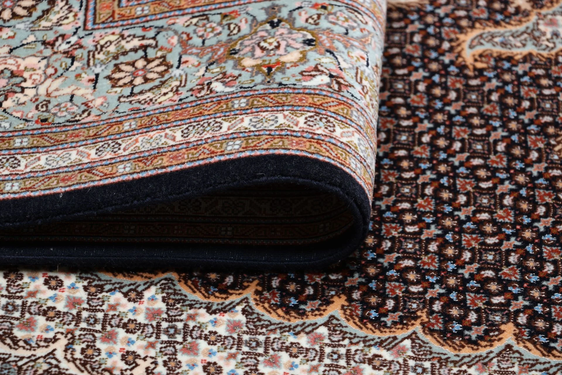Hand-Knotted Tabriz Persian Rug, 170 × 240 cm, Wool & Silk - Image 10