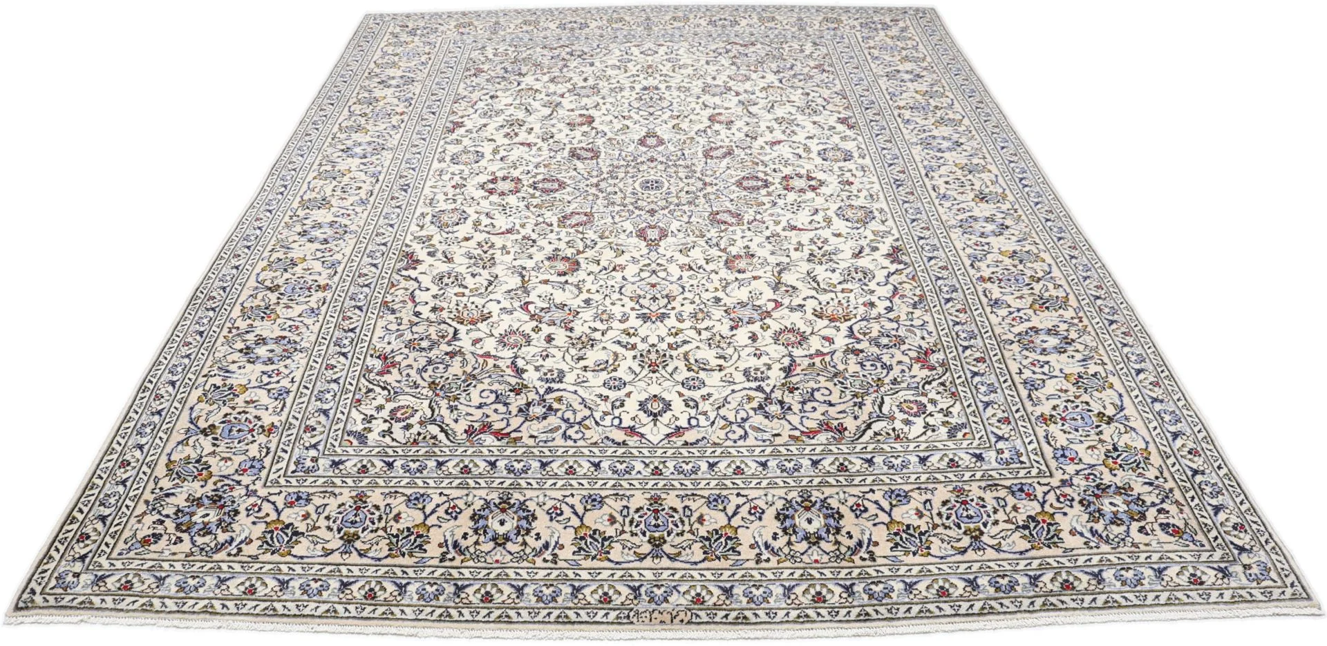 Alternative view of Kashan Persian Rug 236 × 335 cm in Wool, hand-knotted