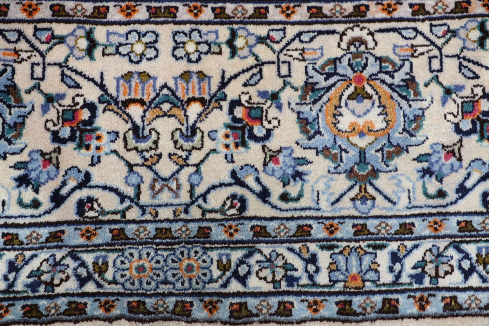 Hand-Knotted Kashmar Persian Rug, 247 × 345 cm, Wool - Image 8