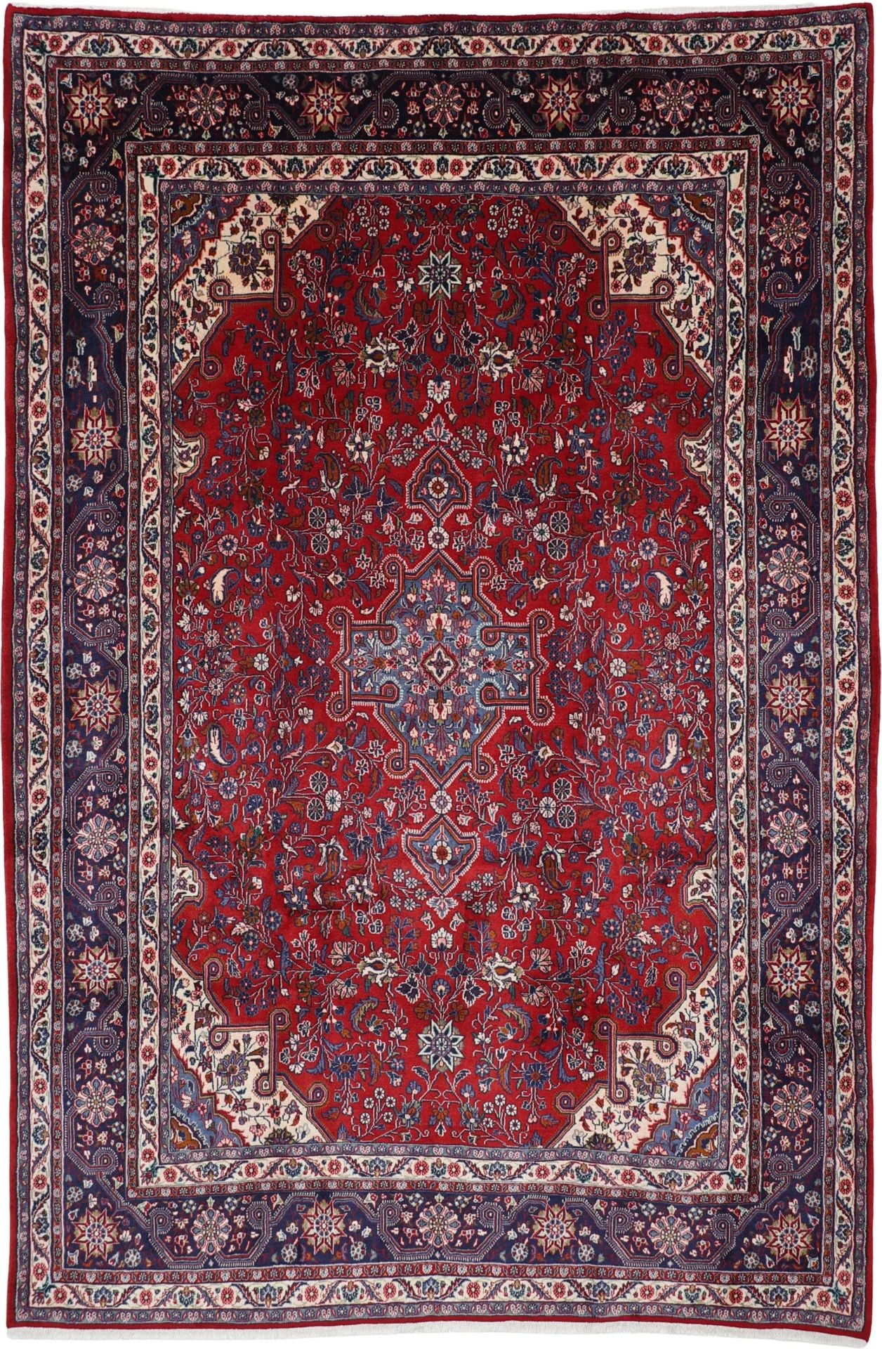 Wool Persian Rug 222 × 330 cm, hand-knotted