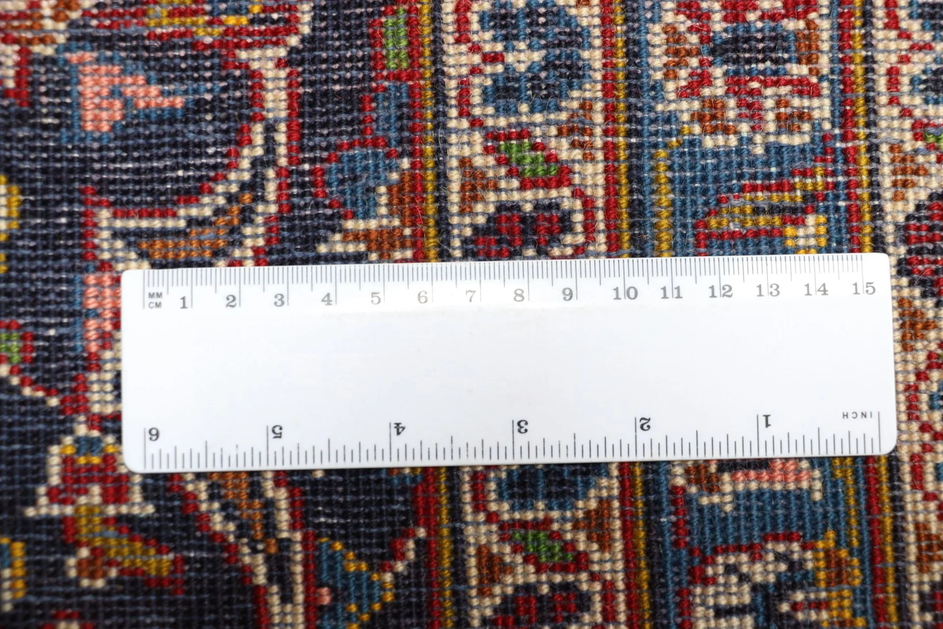 Wool Kashan Persian Rug 260 × 350 cm, hand-knotted - Image 11