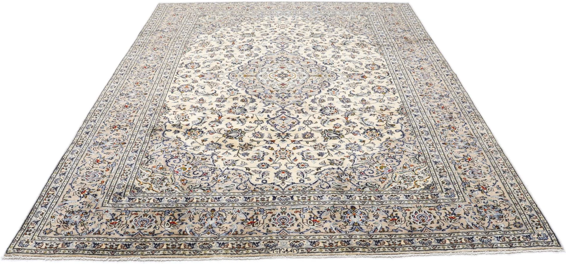 Alternative view of Kashan Persian Rug 252 × 330 cm in Wool, hand-knotted