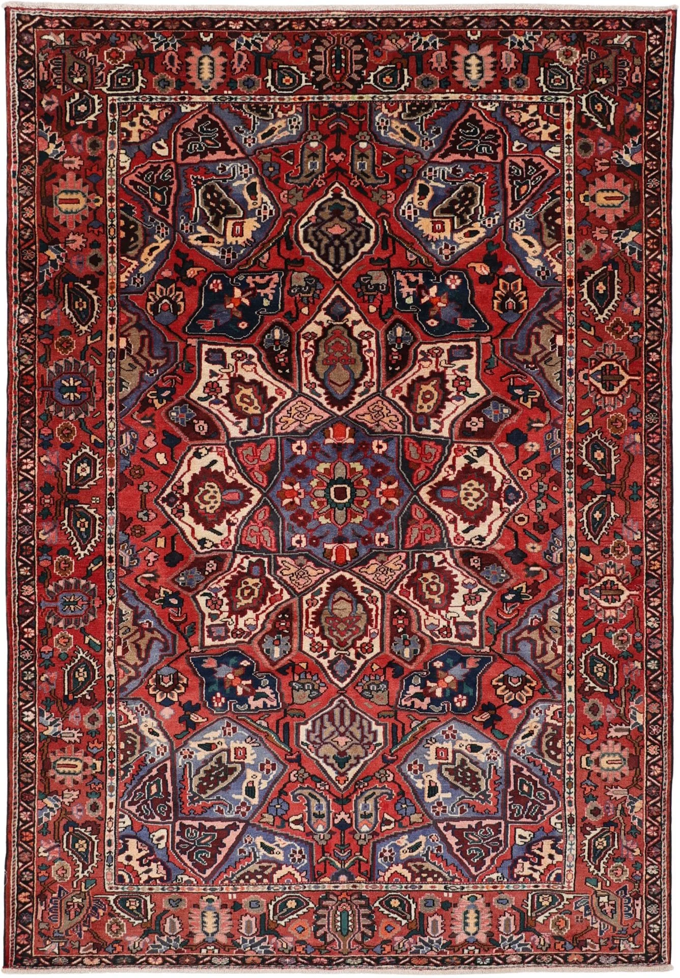 Bakhtiari Persian Rug 208 × 300 cm in Wool, hand-knotted