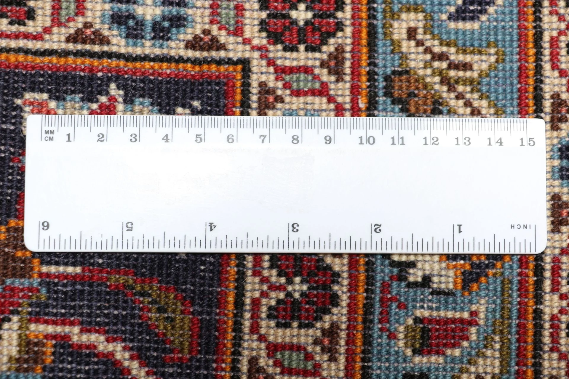 Kashan Persian Rug 250 × 360 cm in Wool, hand-knotted - Image 11