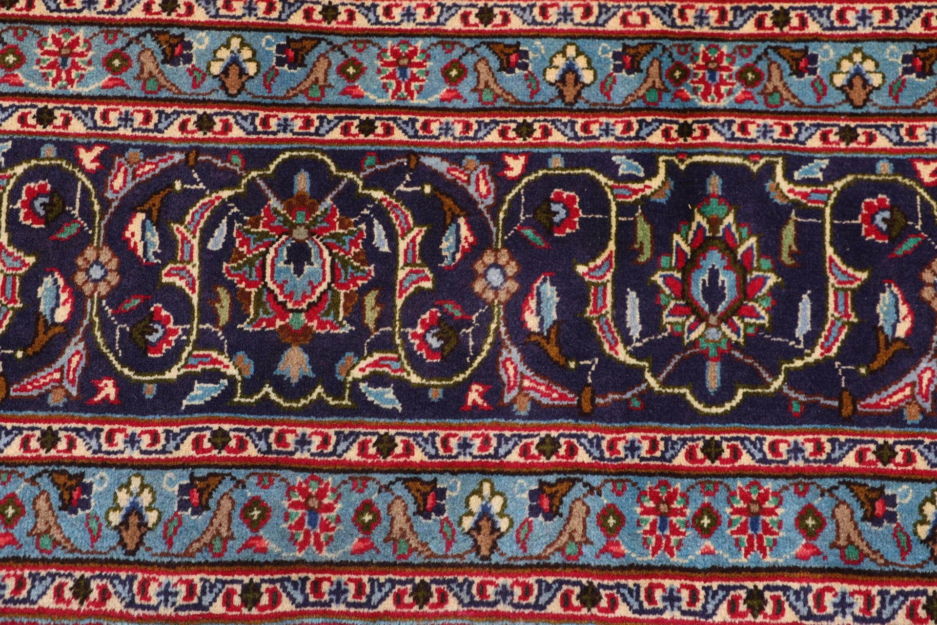 Kashmar Persian Rug 248 × 341 cm in Wool, hand-knotted - Image 8