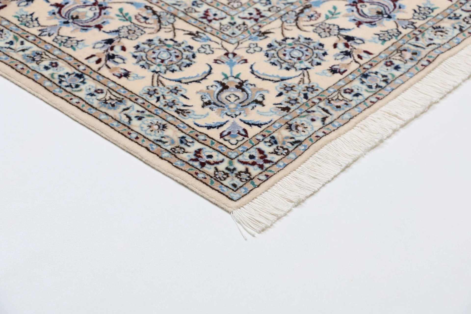 Wool & Silk Nain Persian Rug 175 × 255 cm, hand-knotted - Image 6