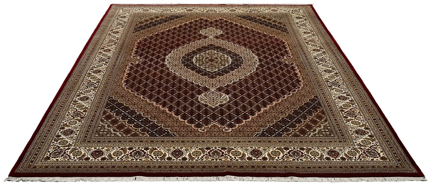 Alternative view of Tabriz Indian Rug 253 × 353 cm in Wool & Silk, hand-knotted