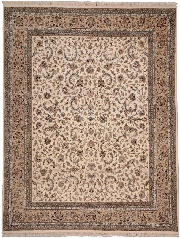 Wool Isfahan Indian Rug 244 × 306 cm, hand-knotted
