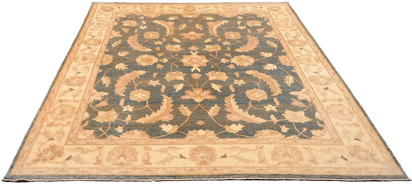Alternative view of Ziegler Pakistani Rug 255 × 307 cm in Wool, hand-knotted