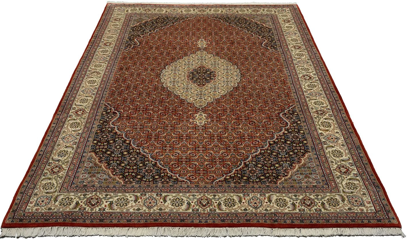 Alternative view of Tabriz Indian Rug 195 × 298 cm in Wool & Silk, hand-knotted