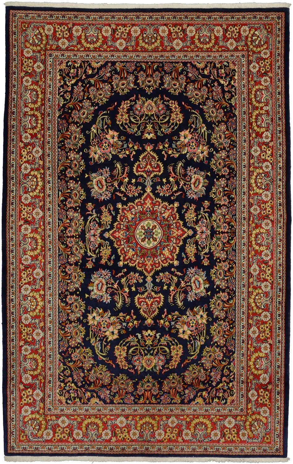 Wool Qom Persian Rug 161 × 253 cm, hand-knotted