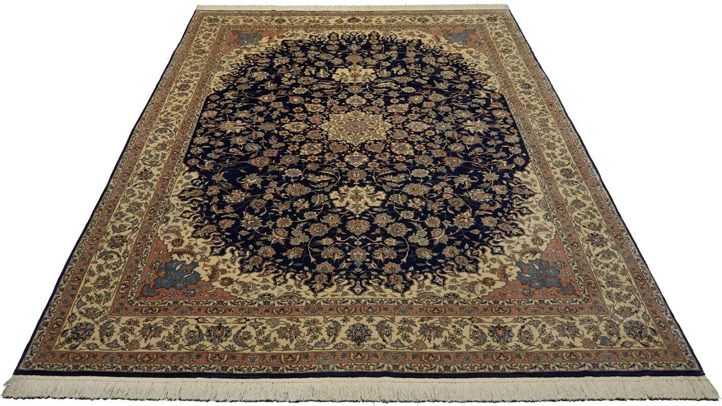 Alternative view of Hand-Knotted Isfahan Chinese Rug, 250 × 350 cm, Wool