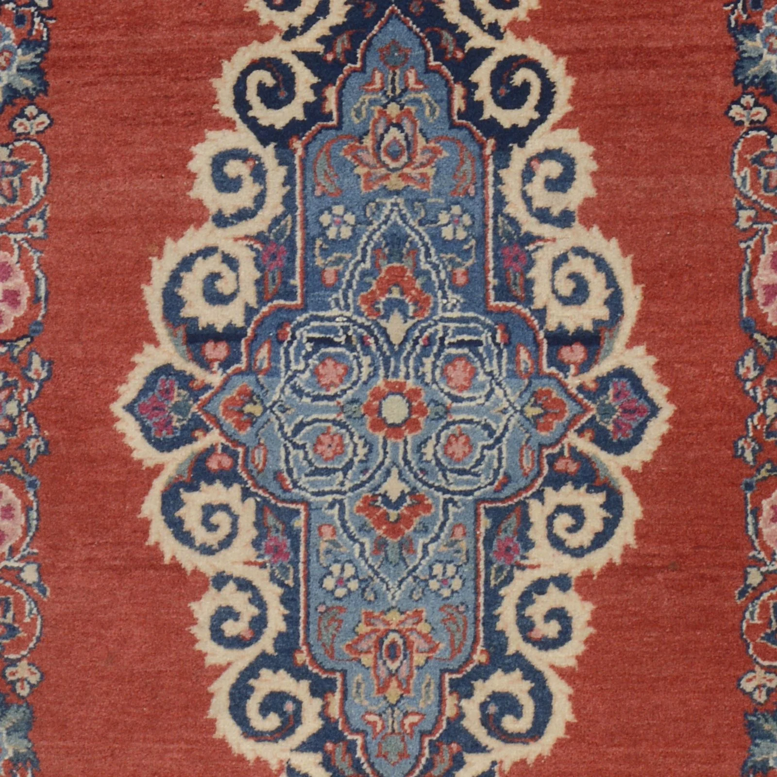 Kashan Persian Rug 65 × 113 cm in Wool, hand-knotted - Image 4