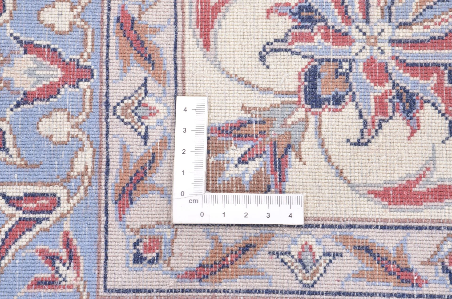 Hand-Knotted Isfahan Chinese Rug, 246 × 340 cm, Wool - Image 3