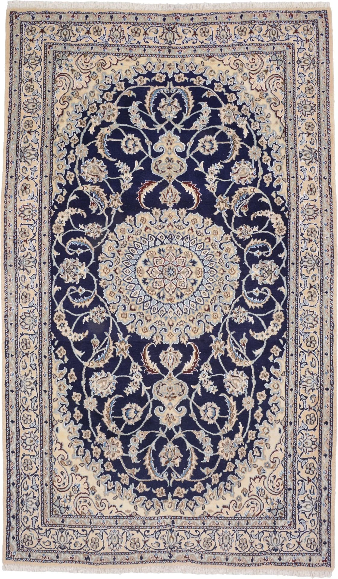 Wool Nain Persian Rug 157 × 260 cm, hand-knotted