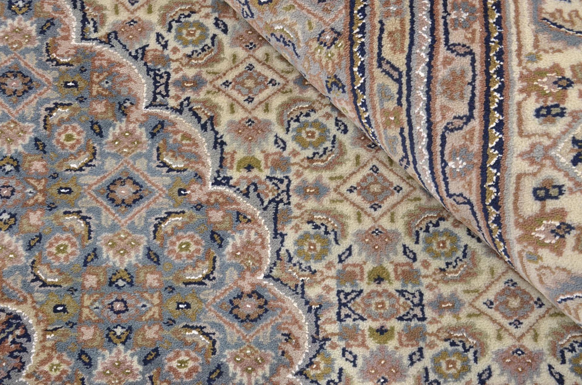 Wool Tabriz Indian Rug 251 × 296 cm, hand-knotted - Image 5