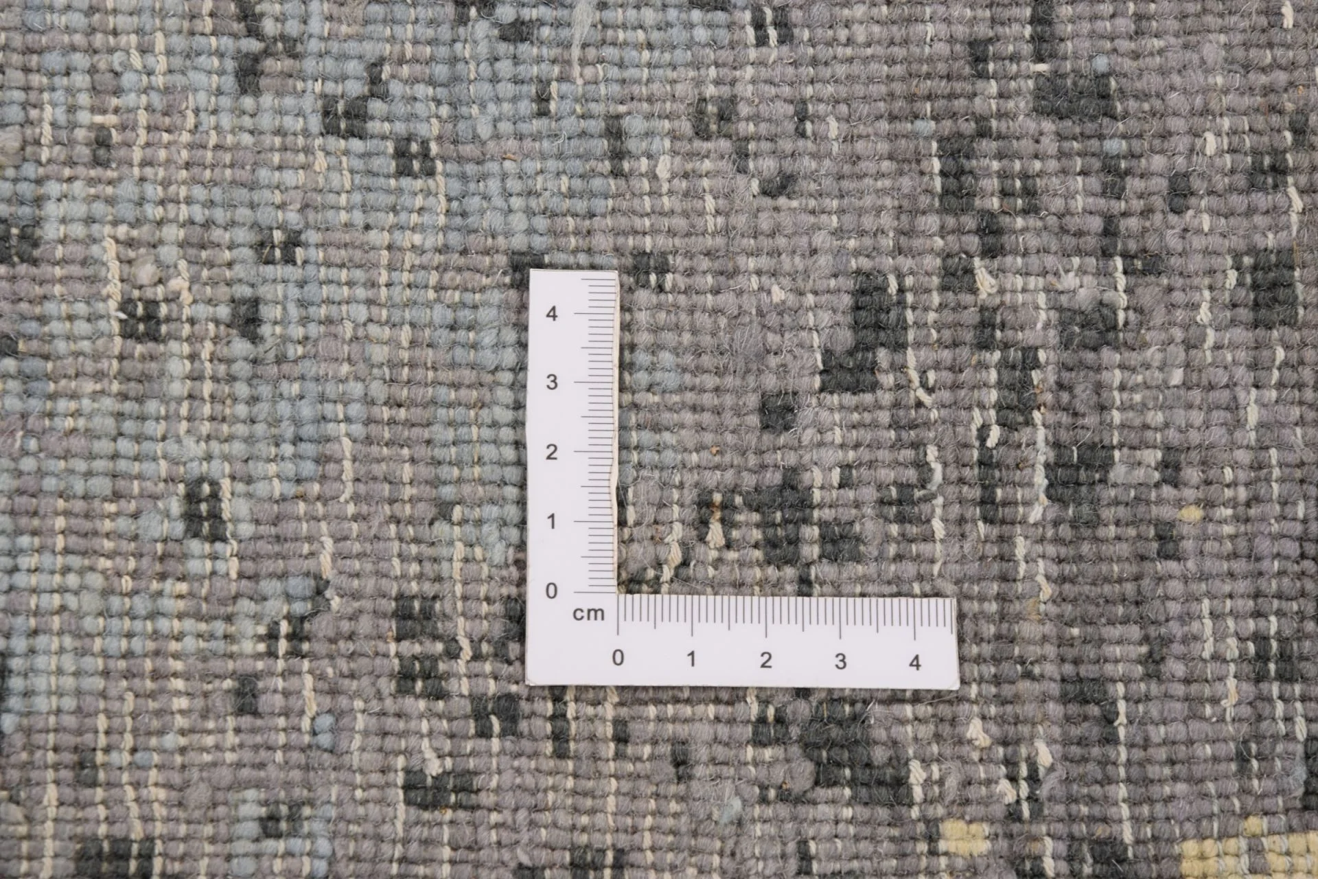 Indian Rug 247 × 305 cm, hand-knotted - Image 3